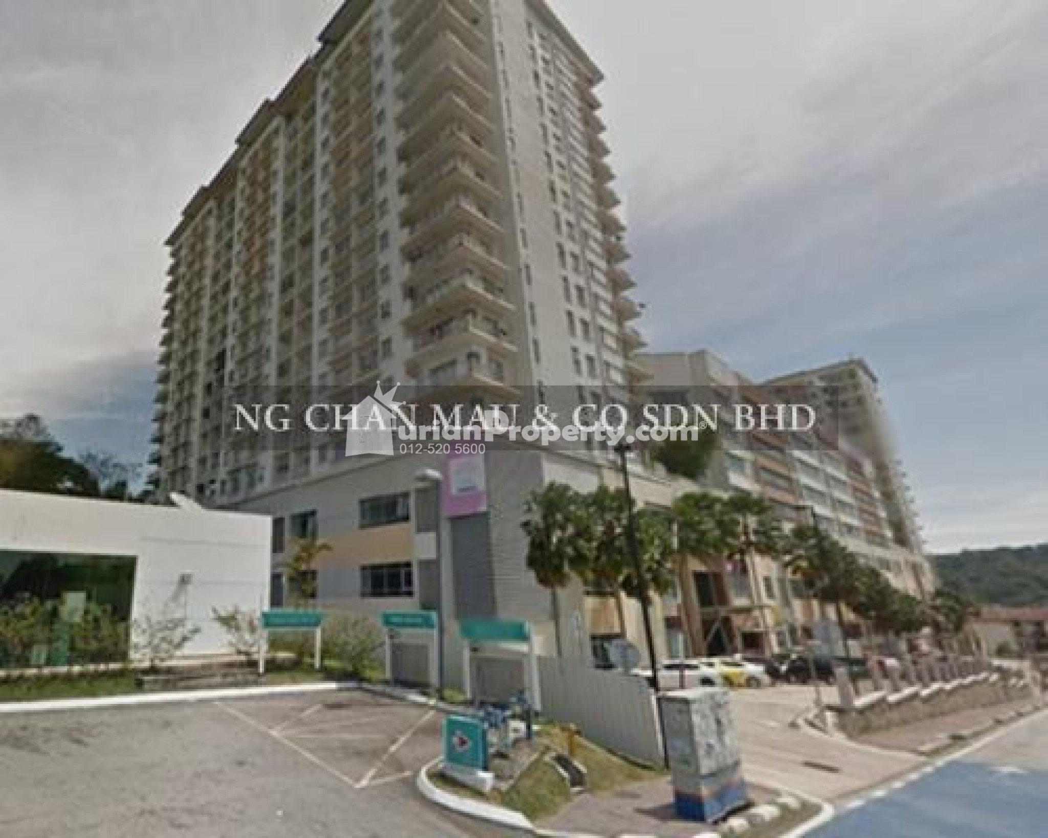 Condo For Auction at Park Avenue
