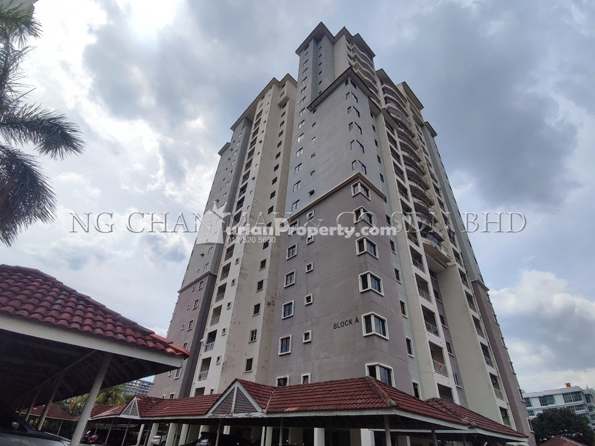 Condo For Auction at Casa Lago