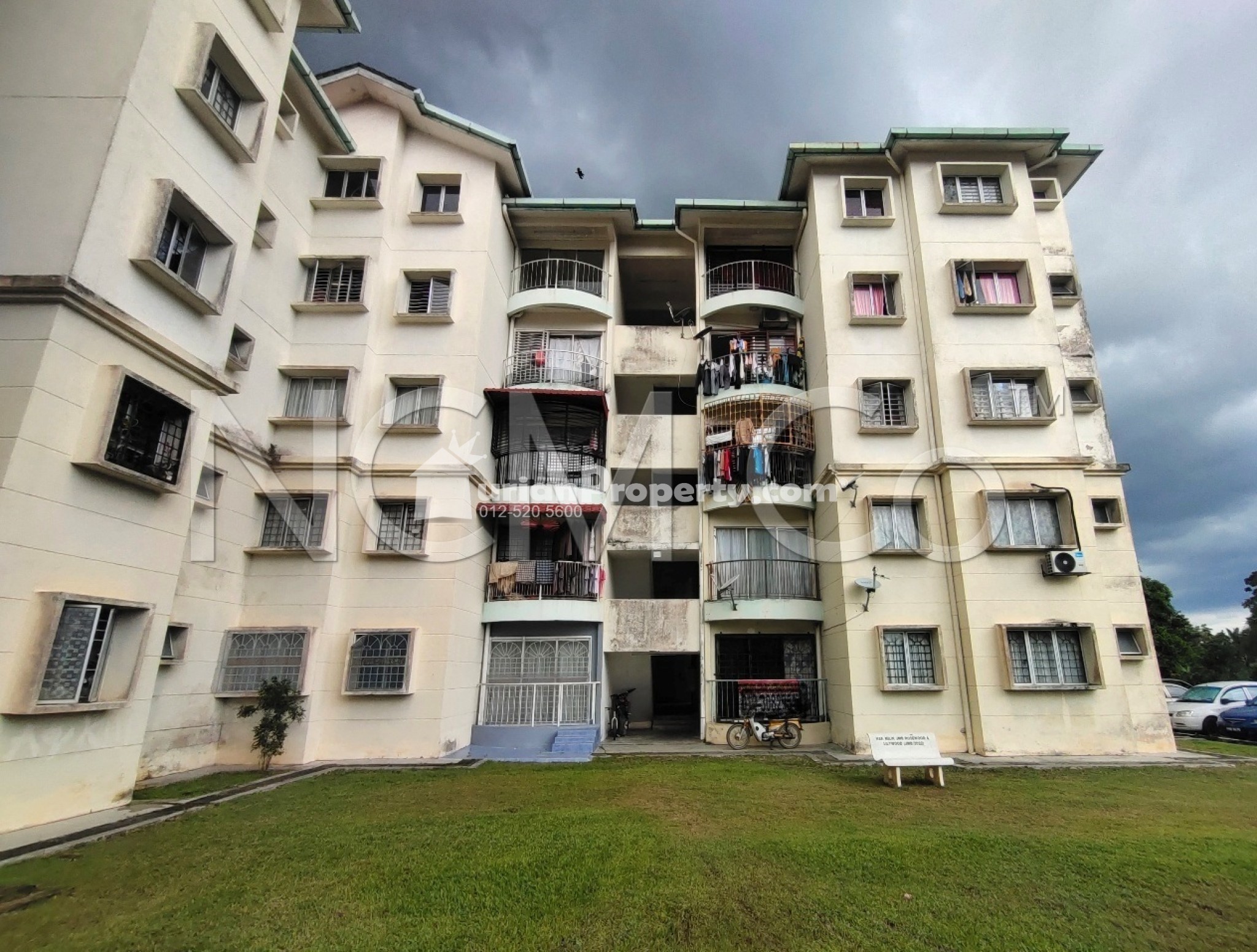 Apartment For Auction at Rosewood Court