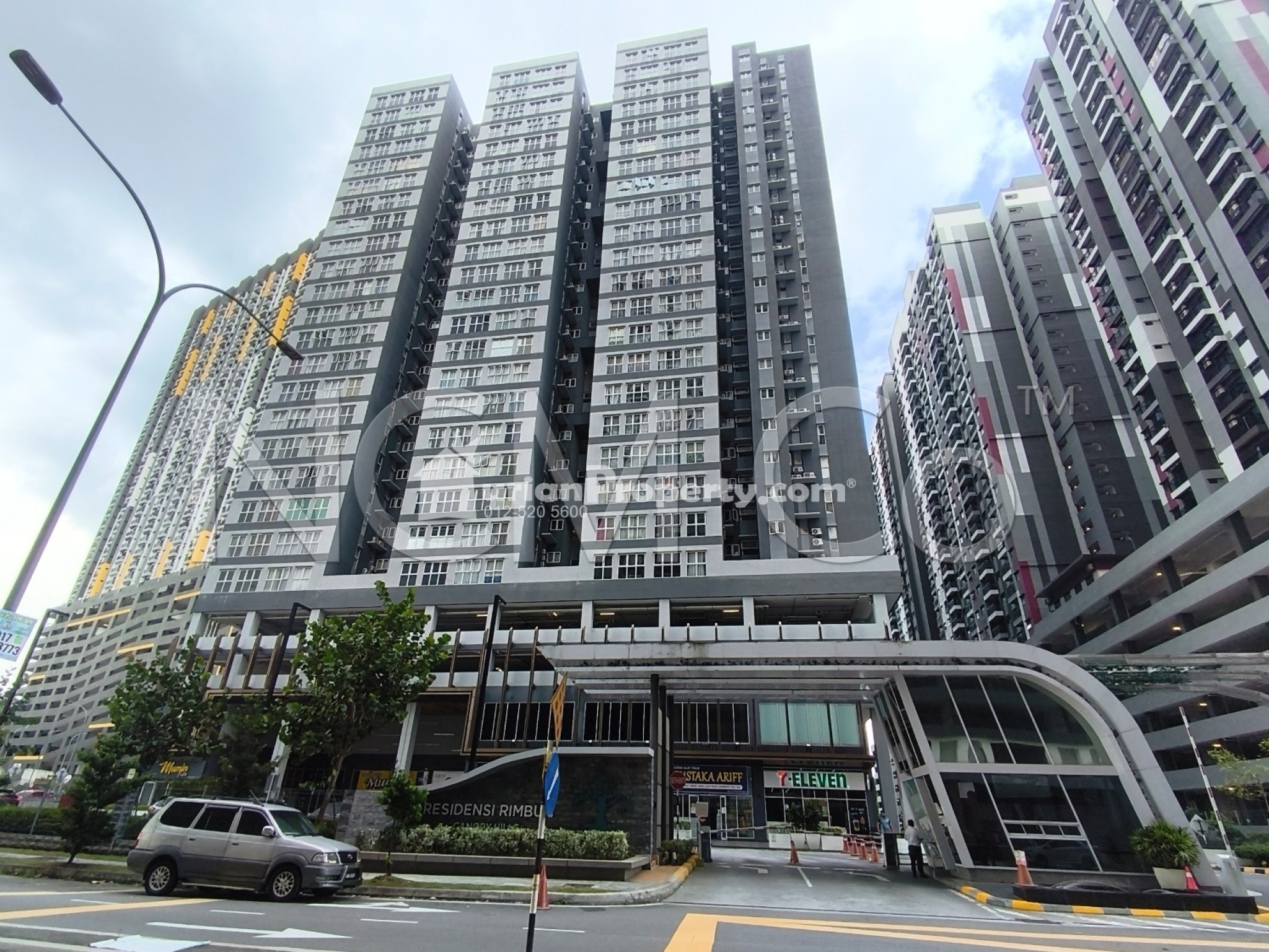 SOHO For Auction at Canopy Hills