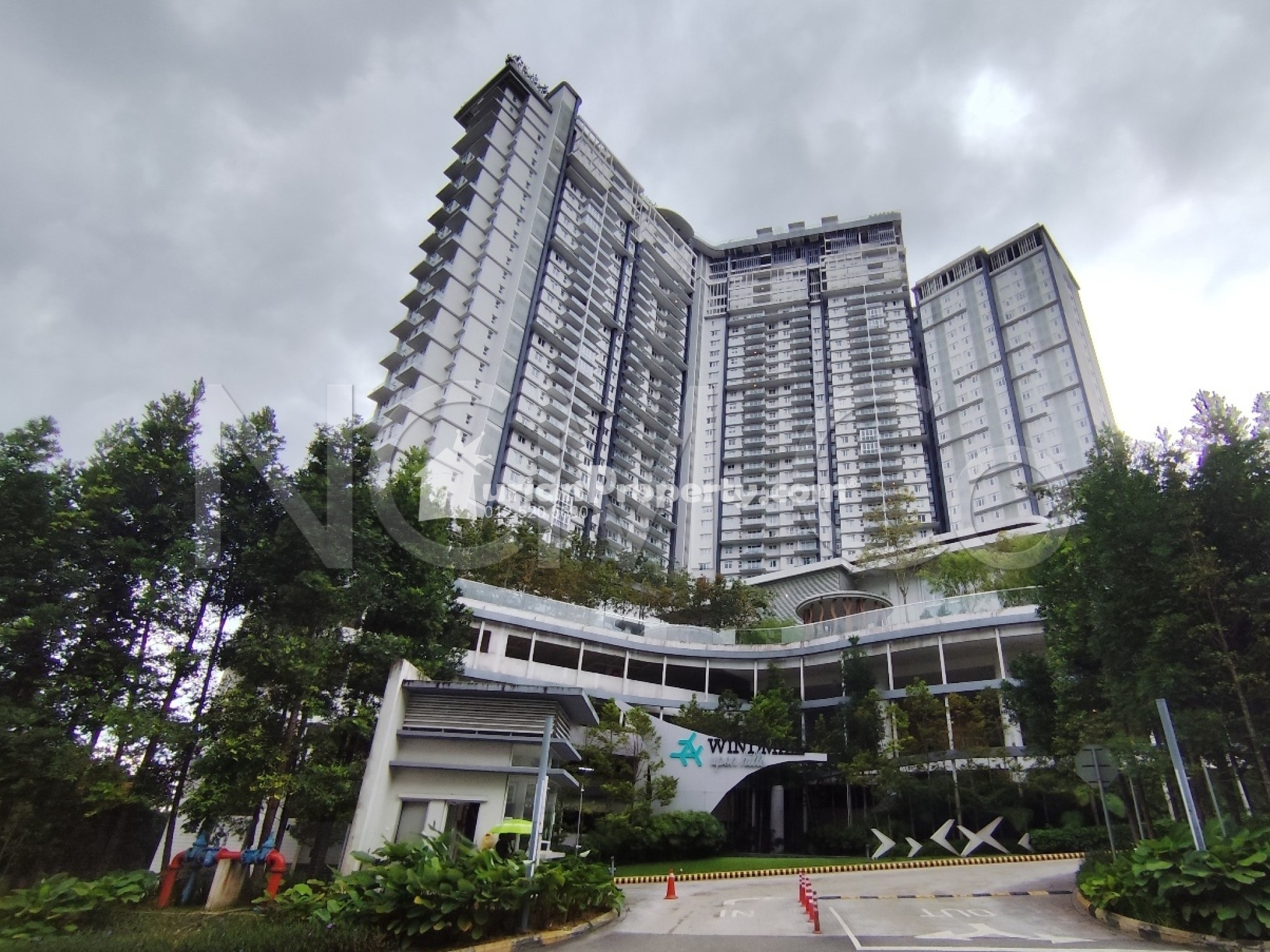 Serviced Residence For Auction at Windmill Upon Hills
