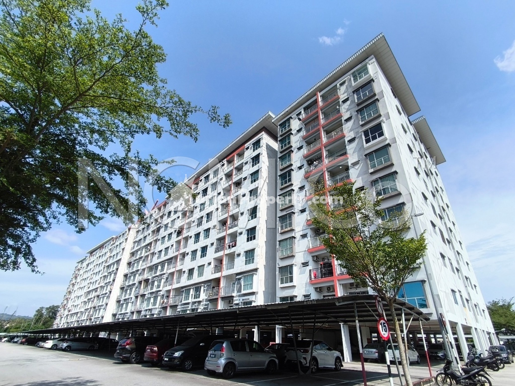 Apartment For Auction at Suria Residence