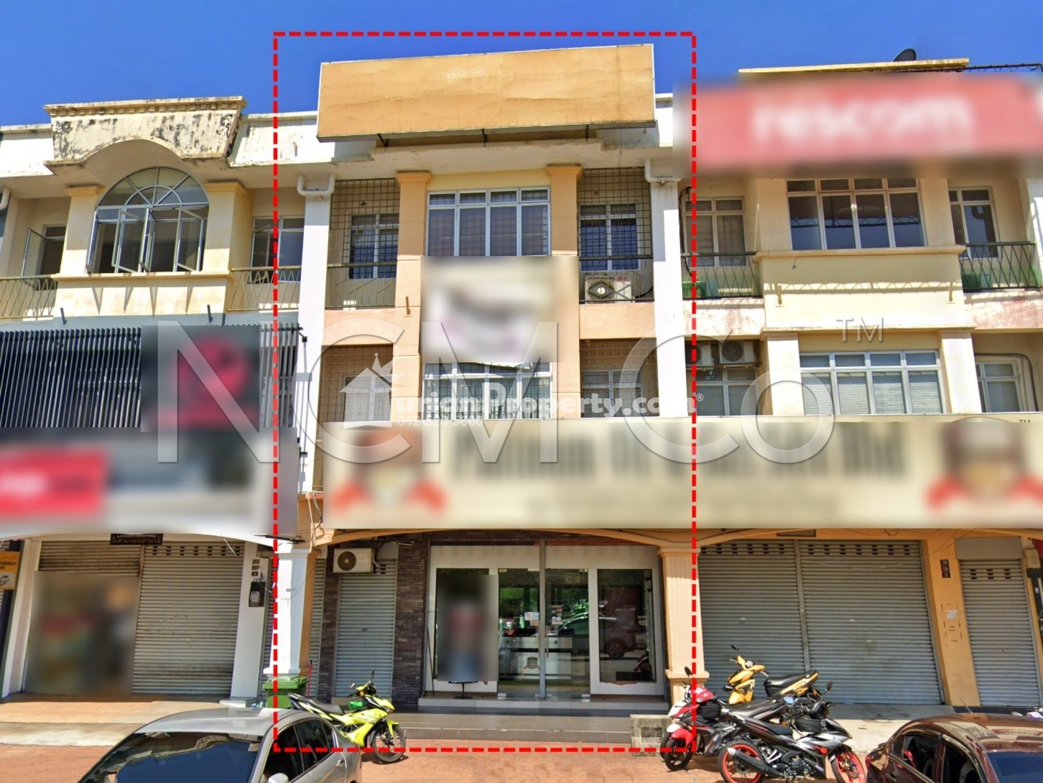 Shop Office For Auction at Section 23