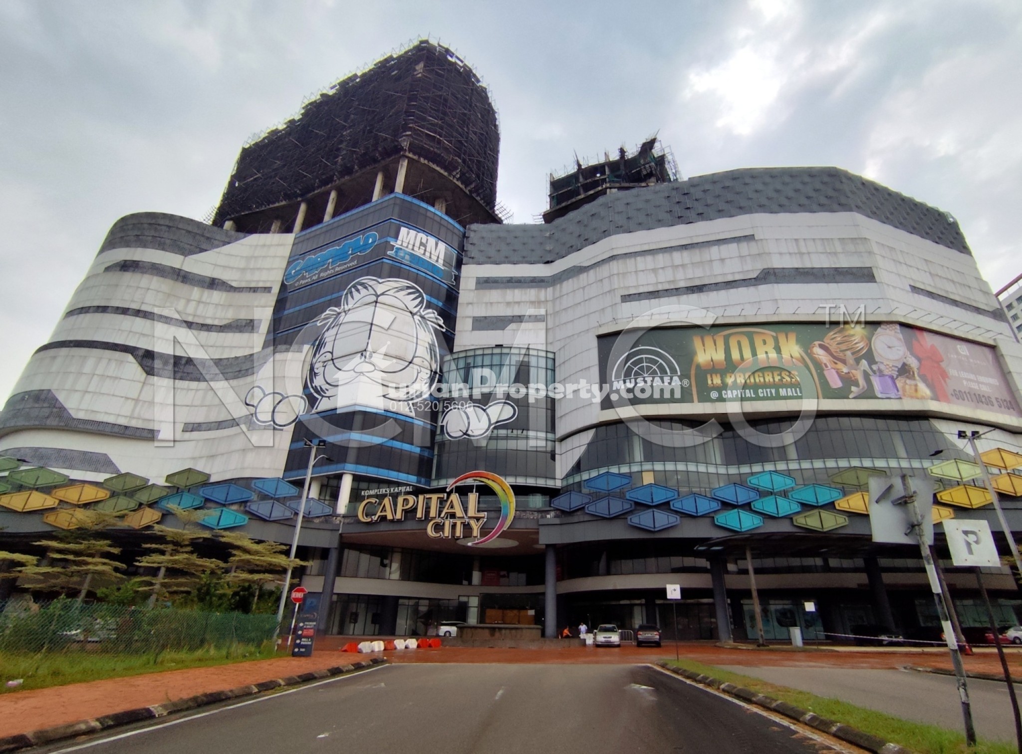 Shop For Auction at Capital 21 @ Capital City