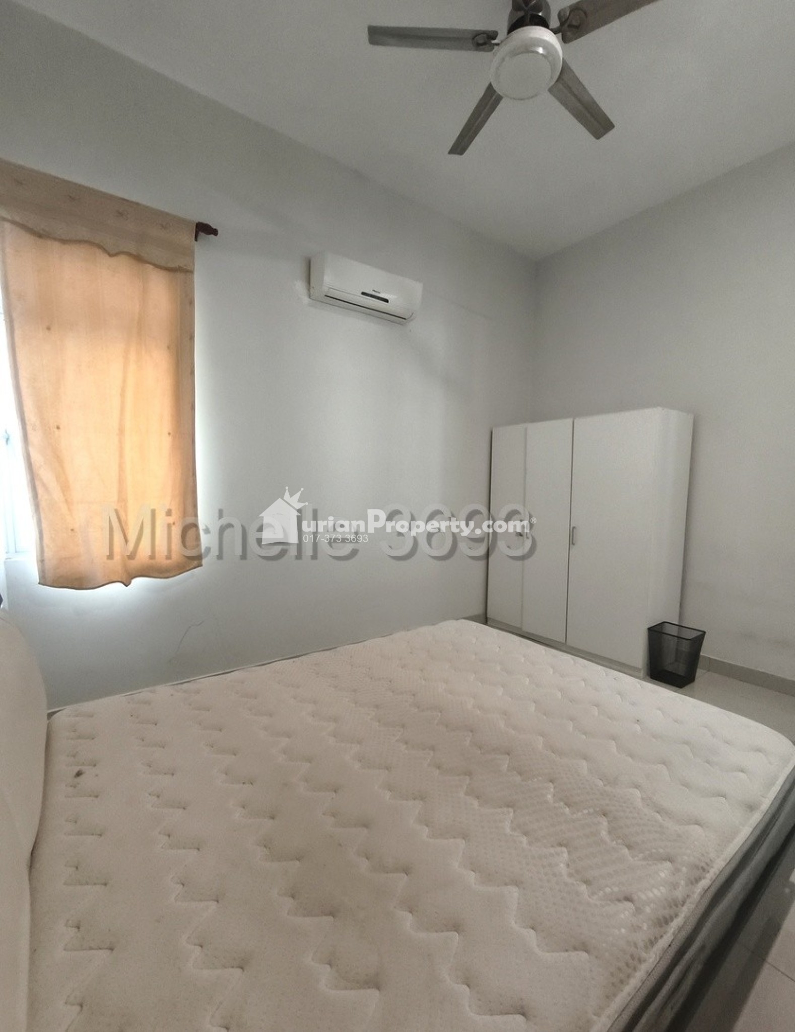 Terrace House For Rent at Perennia
