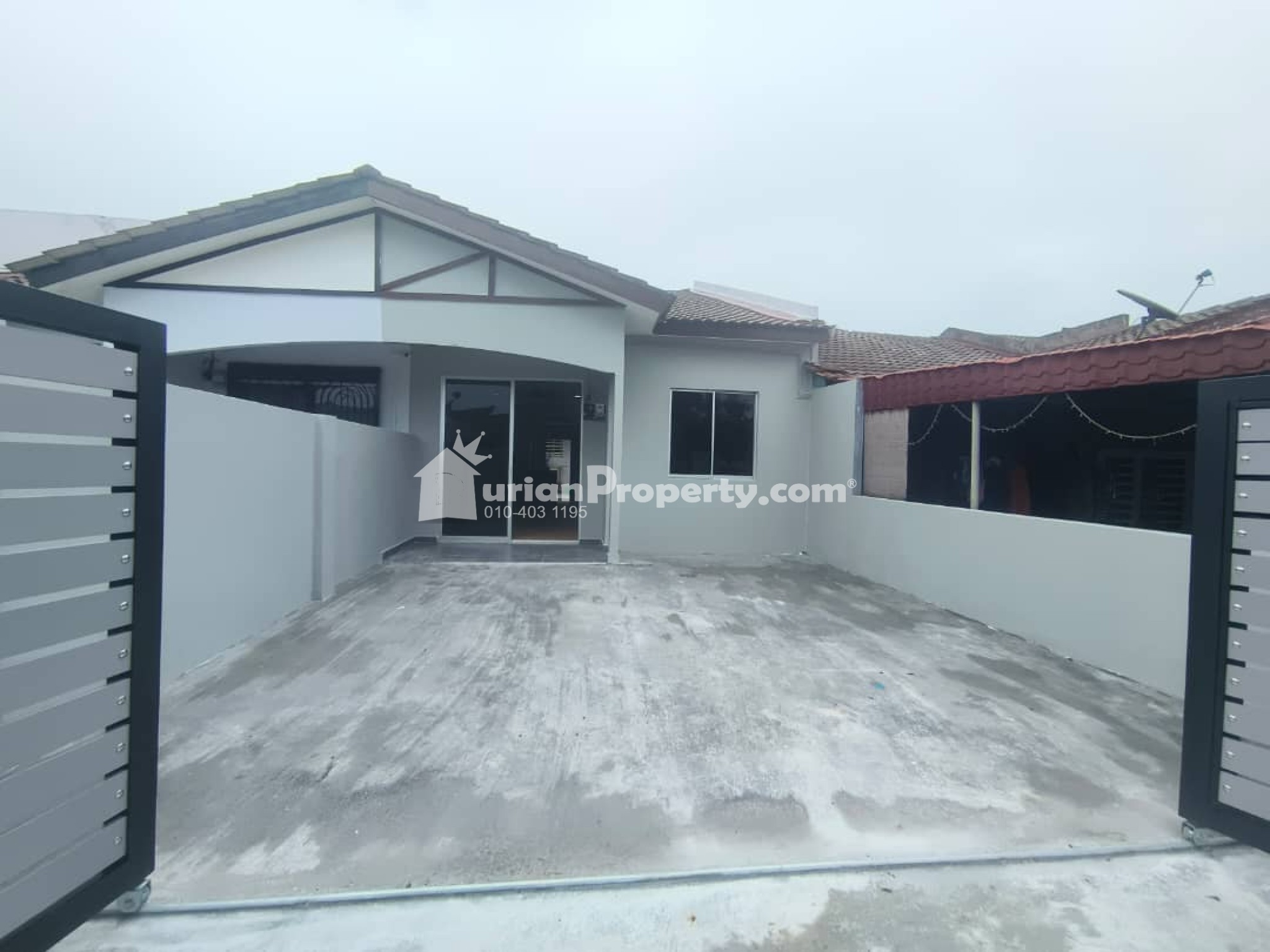 Terrace House For Sale at Bukit Sentosa