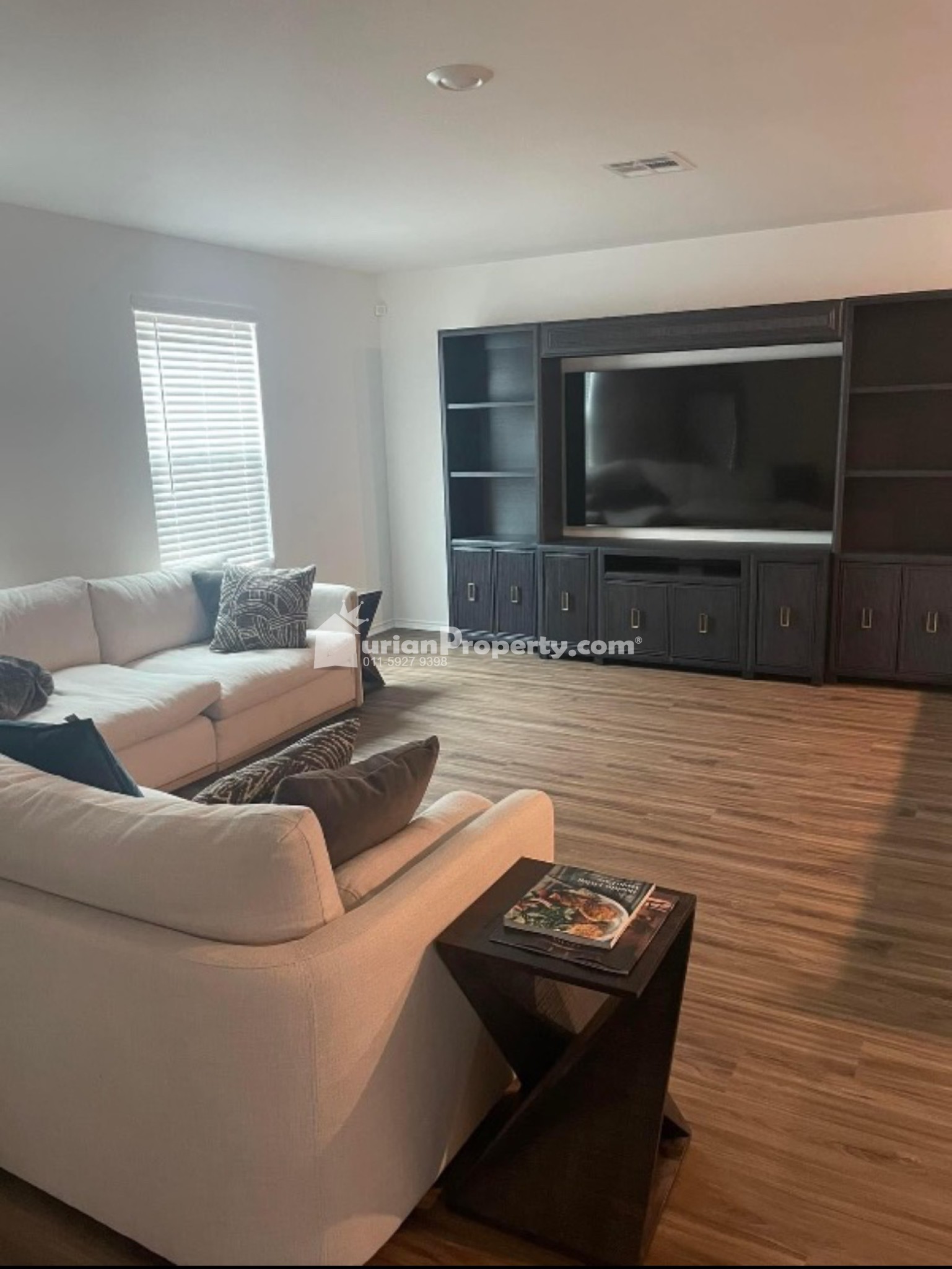 Condo For Rent at Maisson