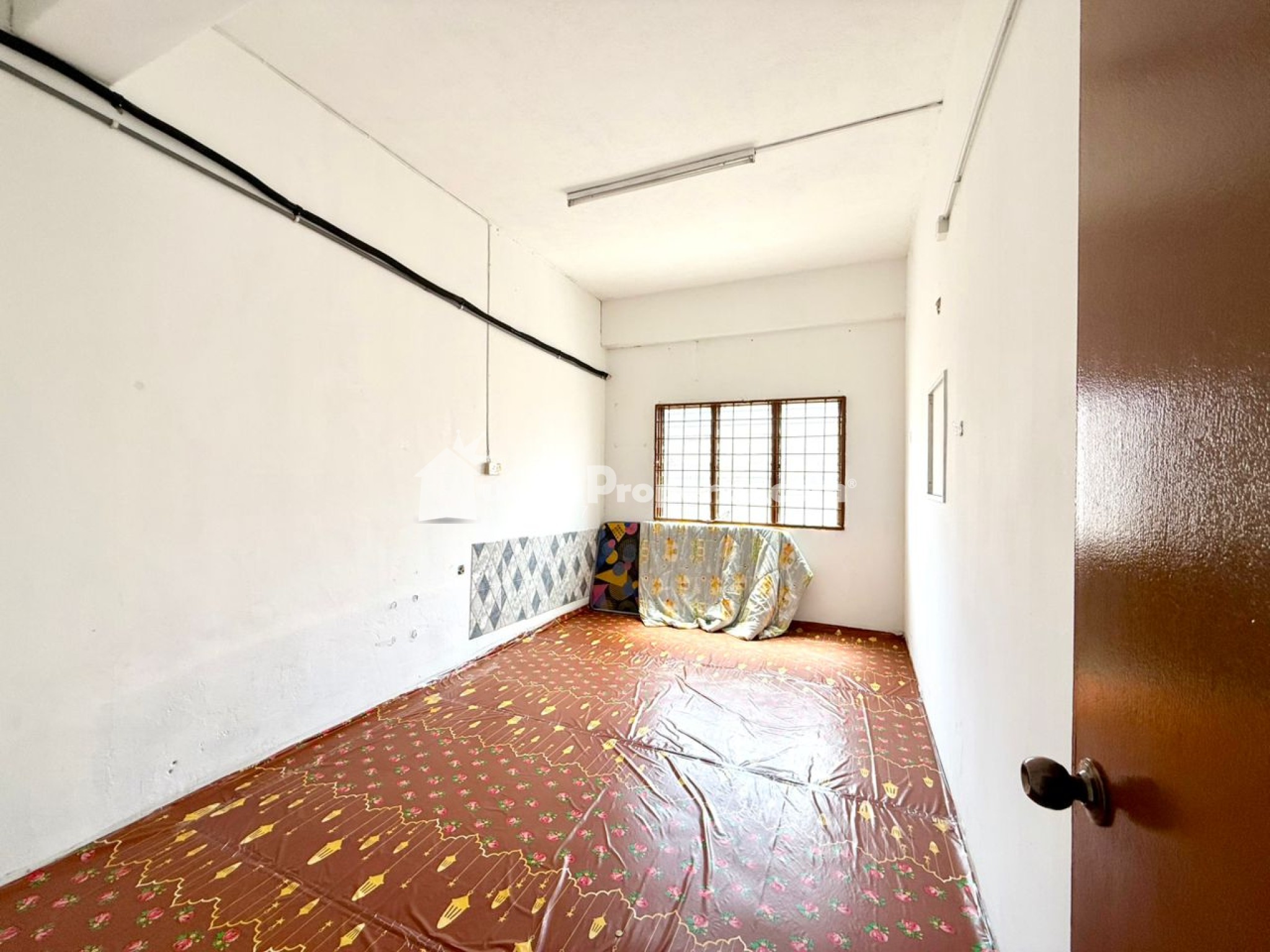 Shop Office For Sale at North Port