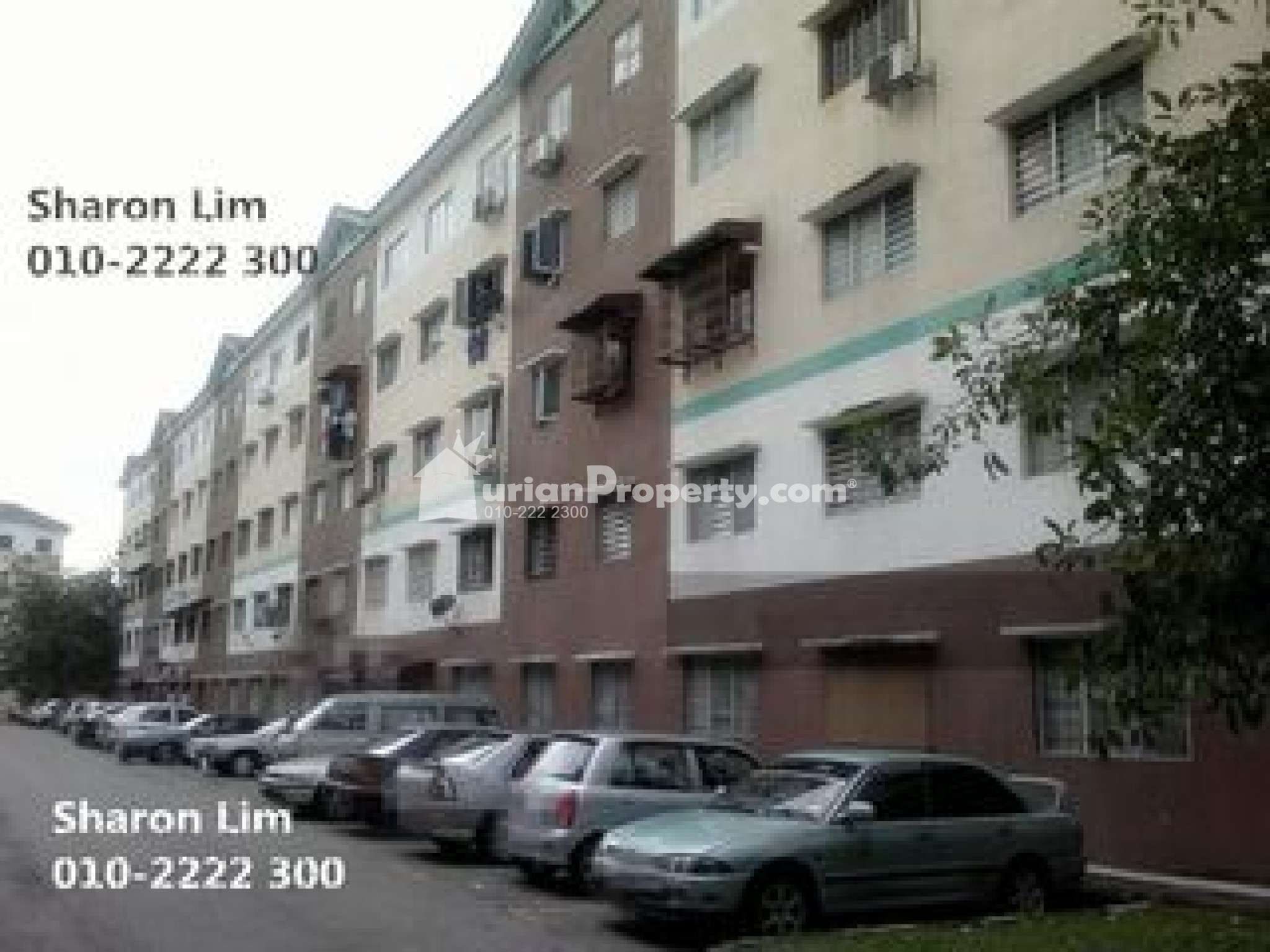 Flat For Rent at Bandar Bukit Tinggi 2