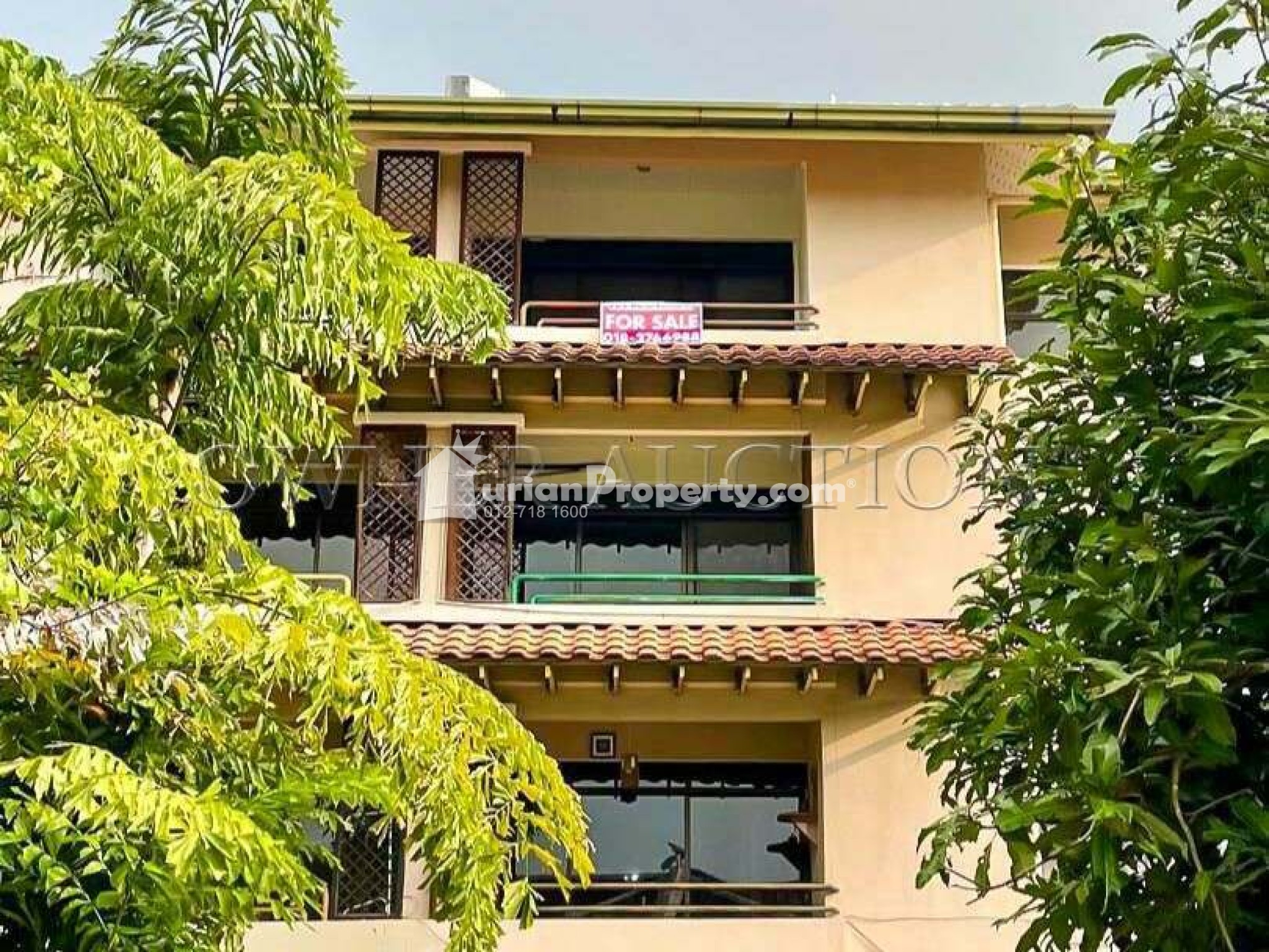 Terrace House For Auction at Chogm Villa