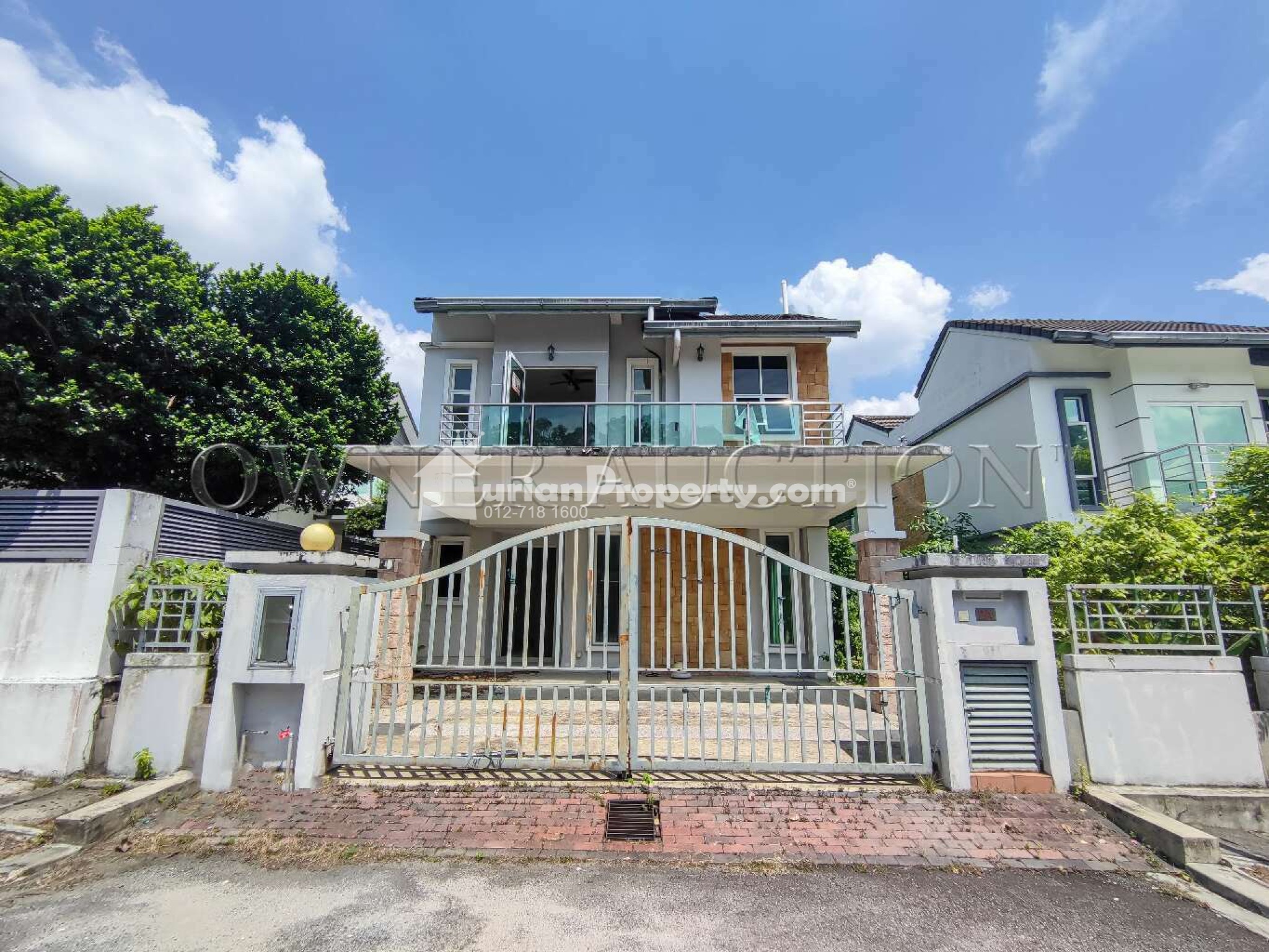 Bungalow House For Auction at Taman Sungai Sering