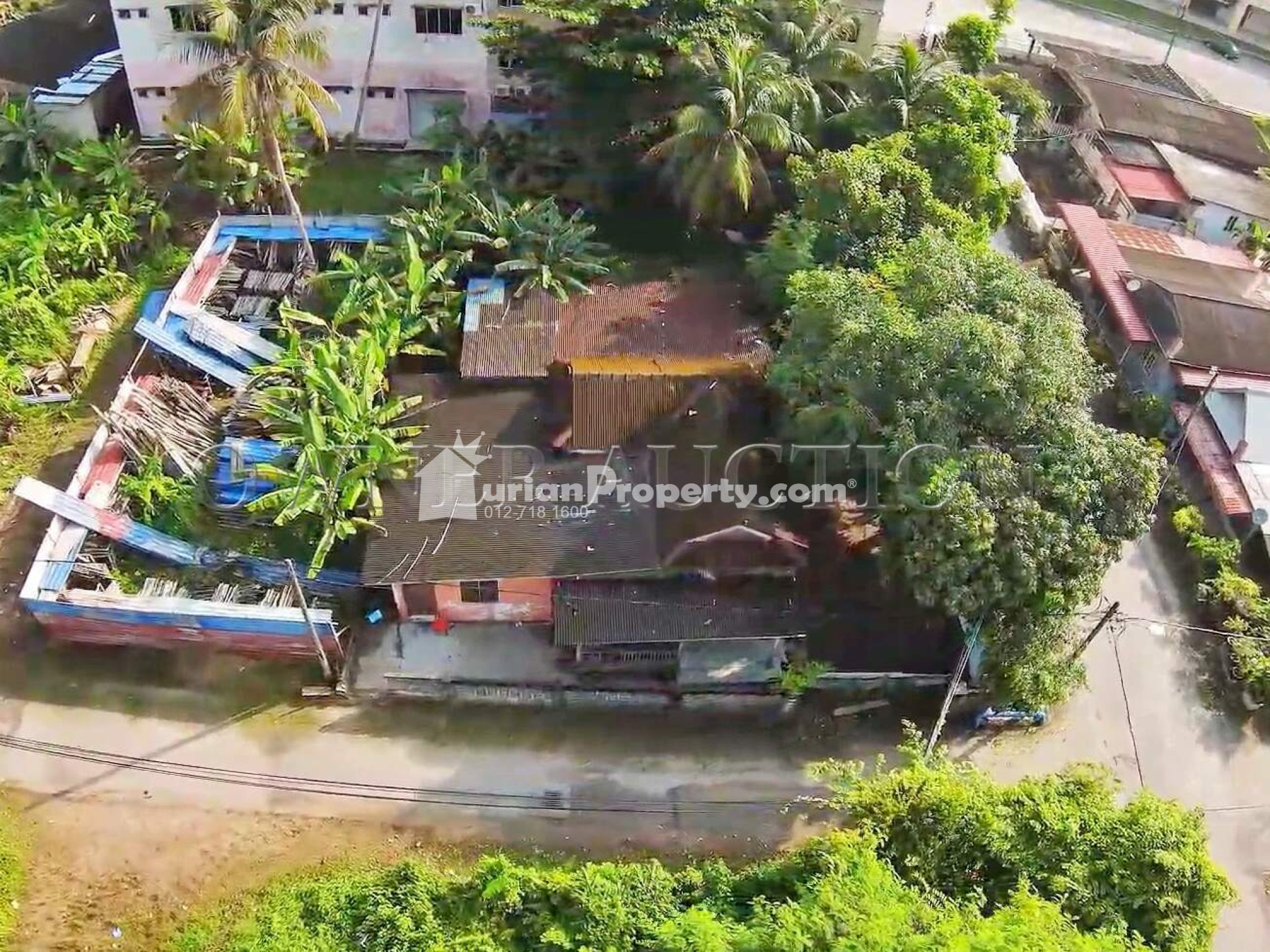 Commercial Land For Auction at Chukai