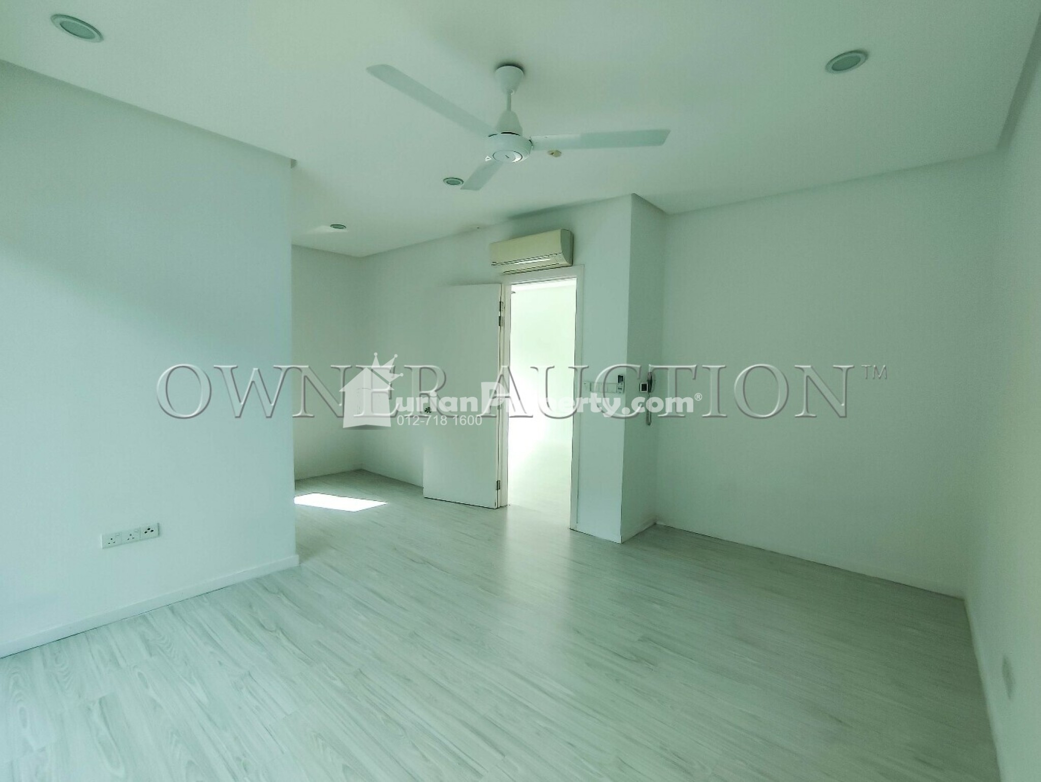 Terrace House For Auction at Sunway Montana