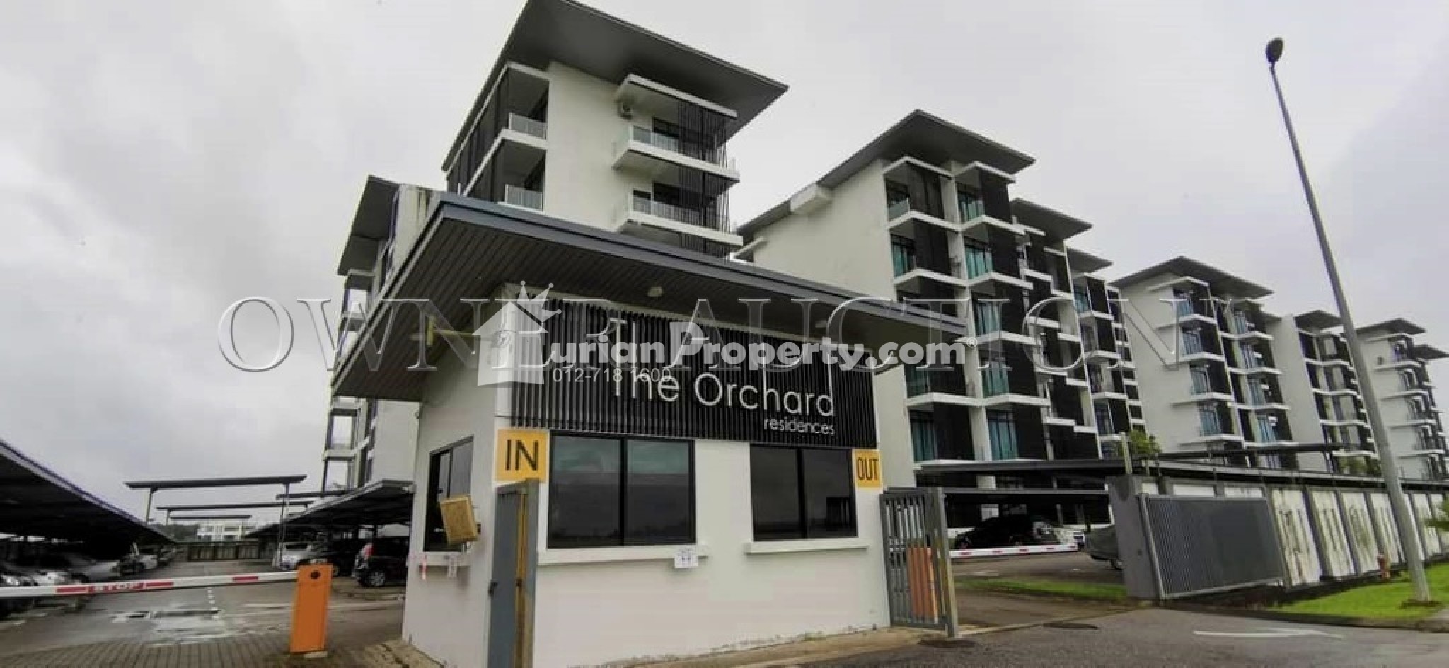 Condo For Auction at The Orchard Residence