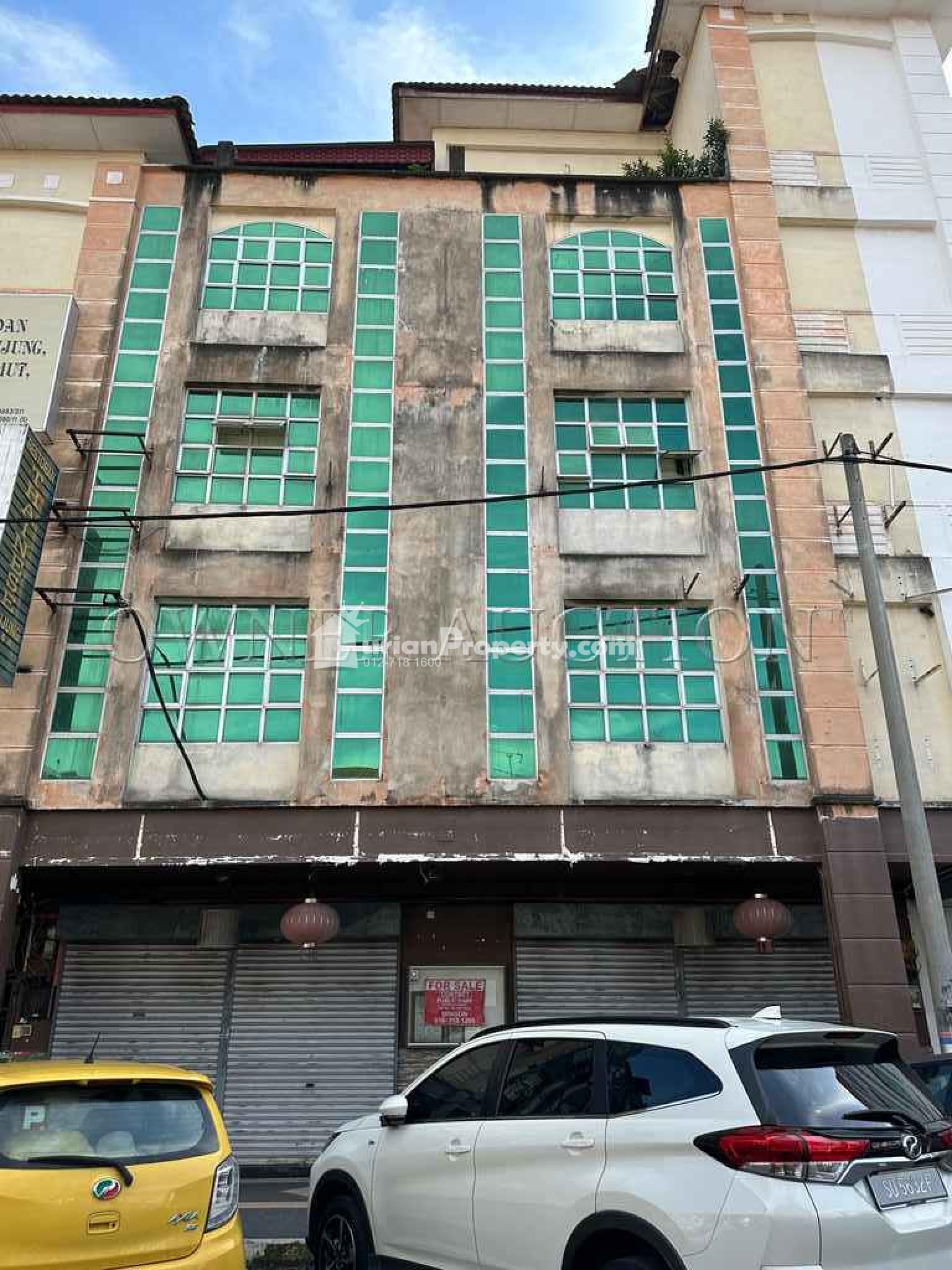 Shop Office For Auction at Seri Manjung