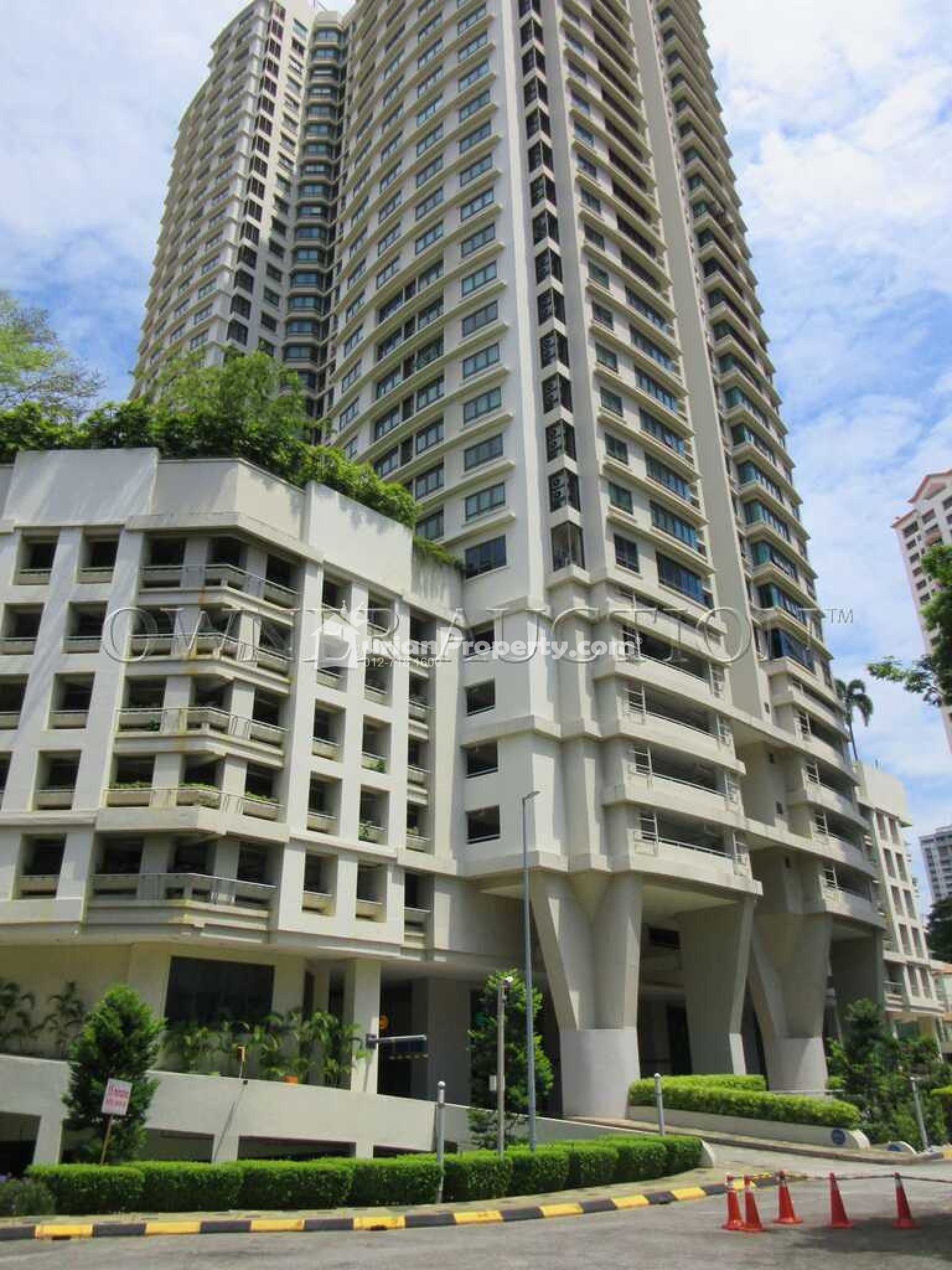 Condo For Auction at i-Zen Kiara II