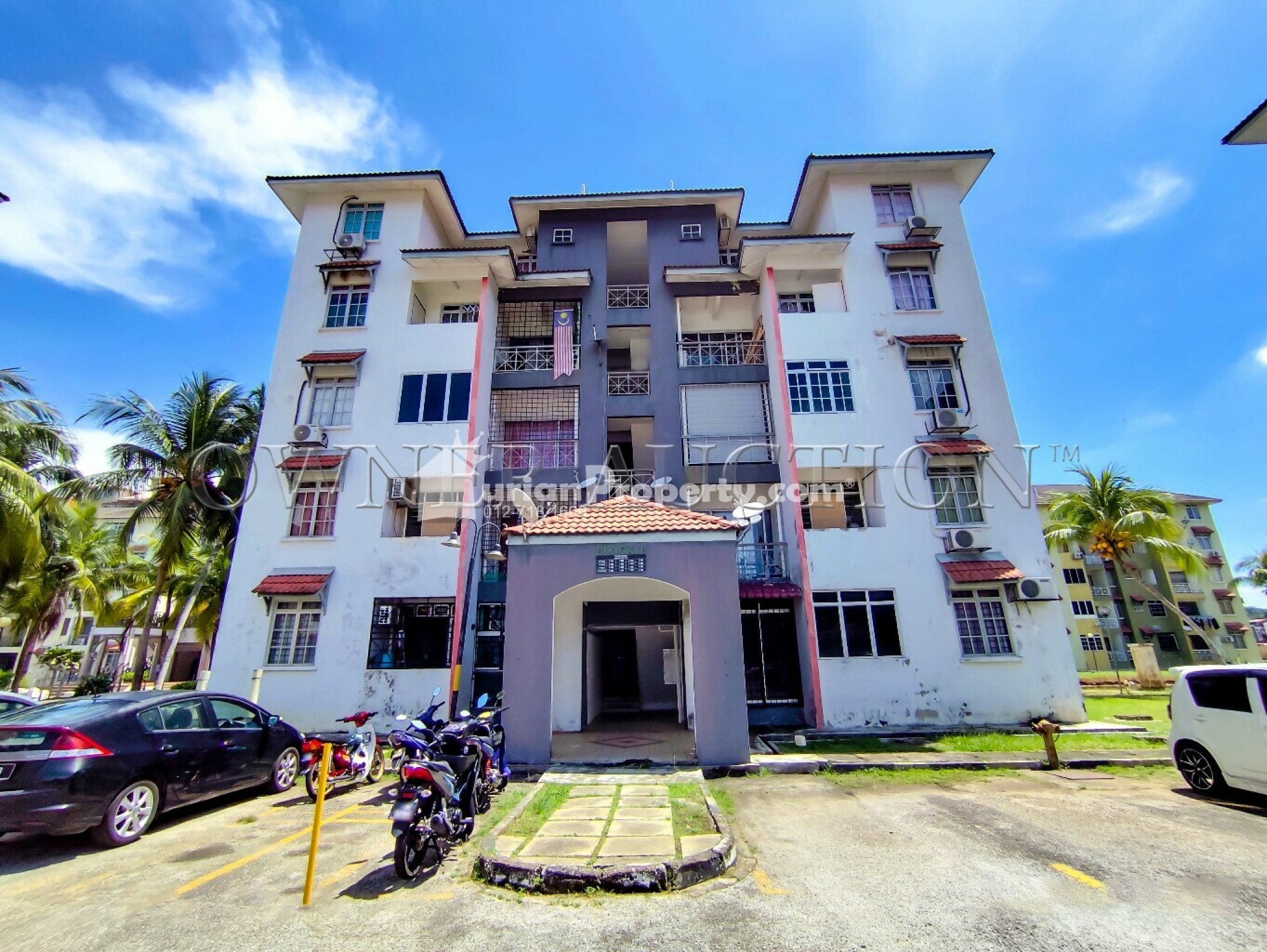 Penthouse For Auction at P.D Perdana Condo Resort