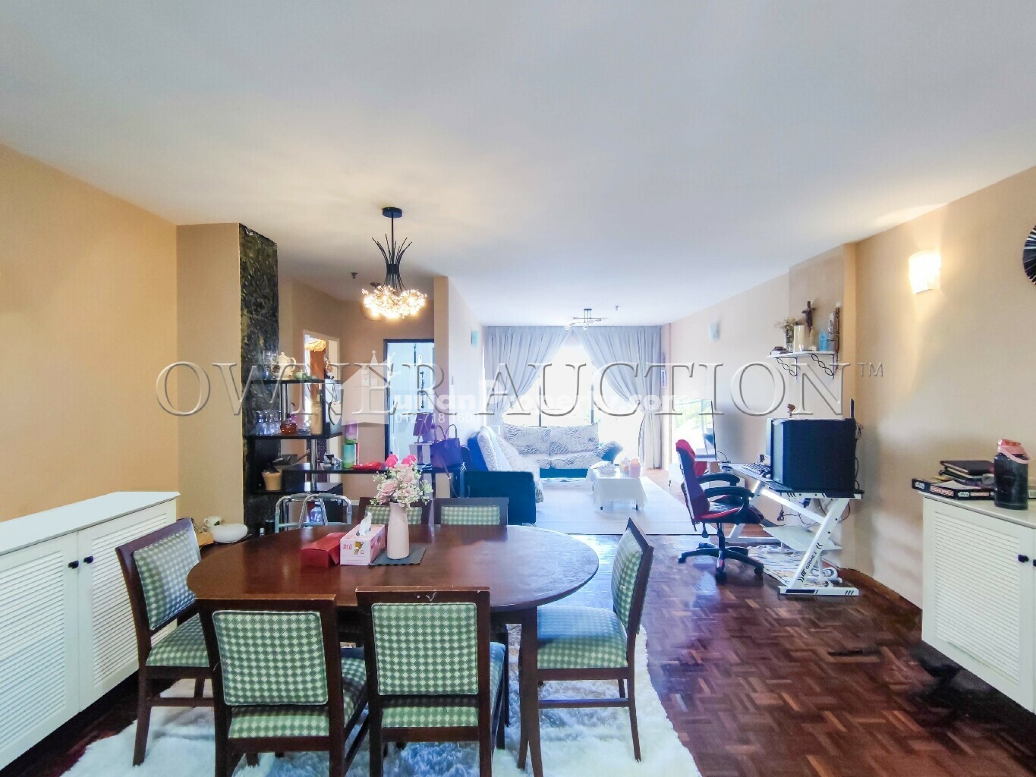 Apartment For Auction at Star Regency