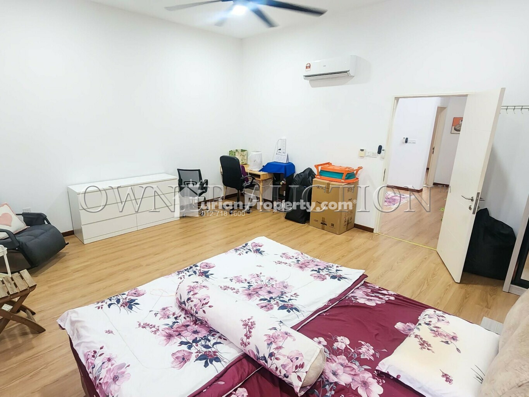 Terrace House For Auction at Hijayu 2