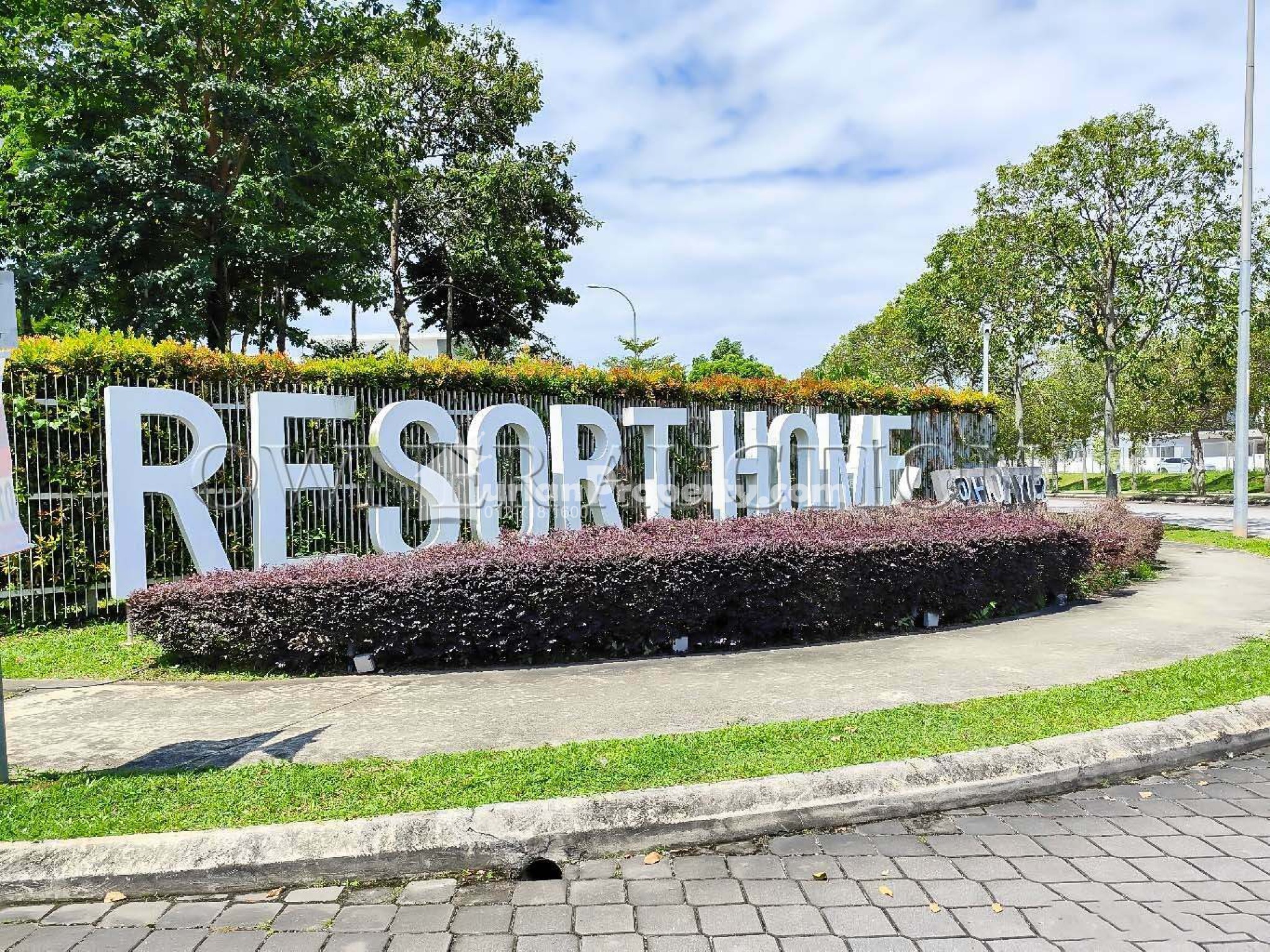 Terrace House For Auction at Hijayu 2
