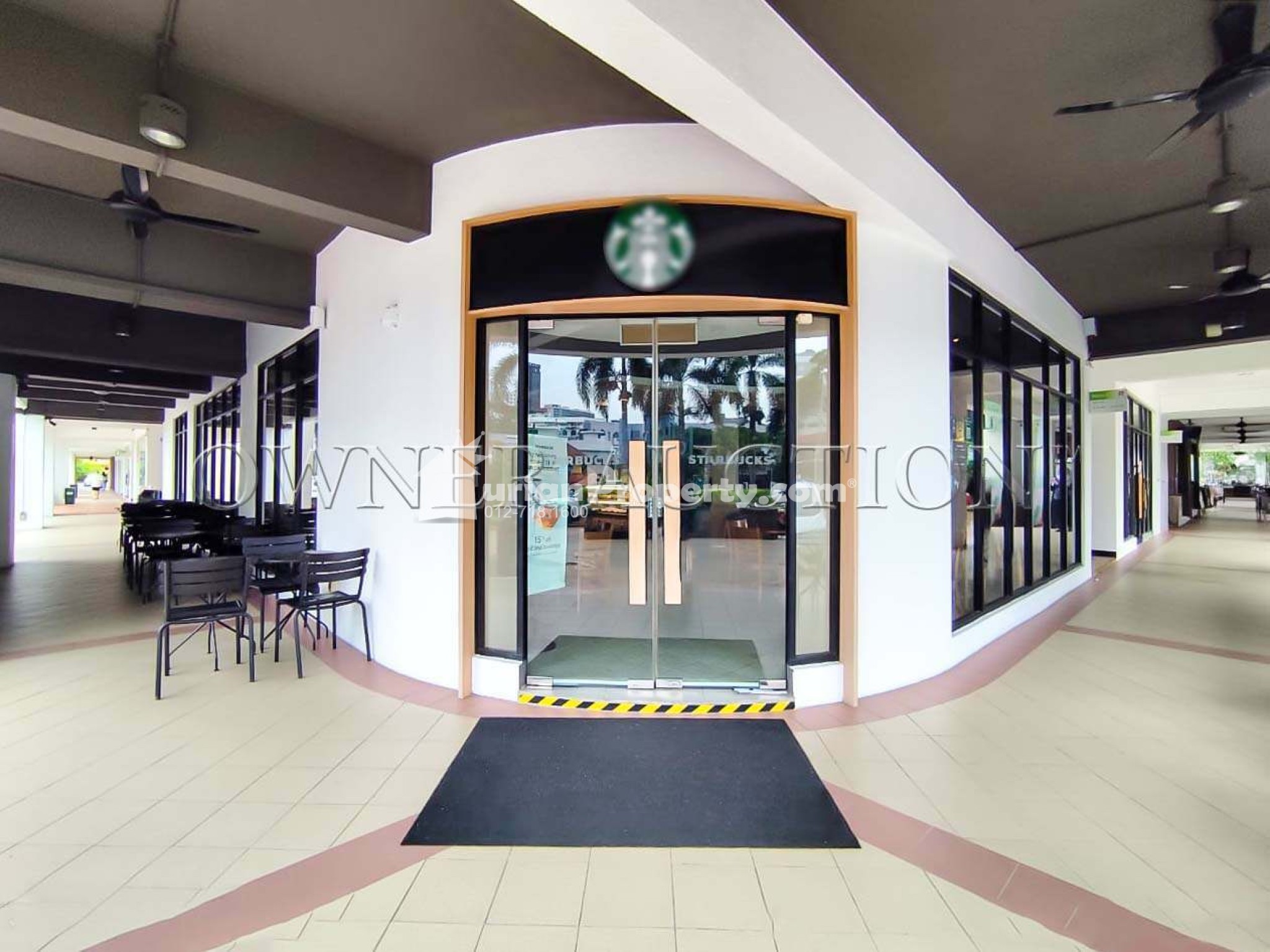 Shop Office For Auction at 3 Two Square