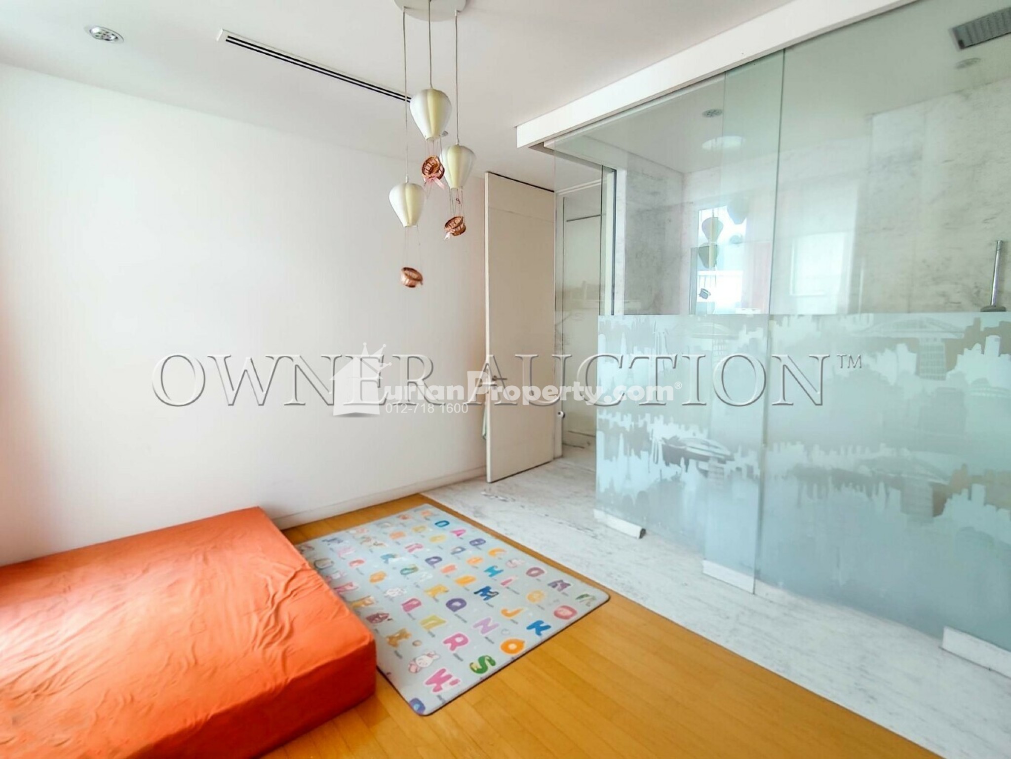 Bungalow House For Auction at Kiara 9