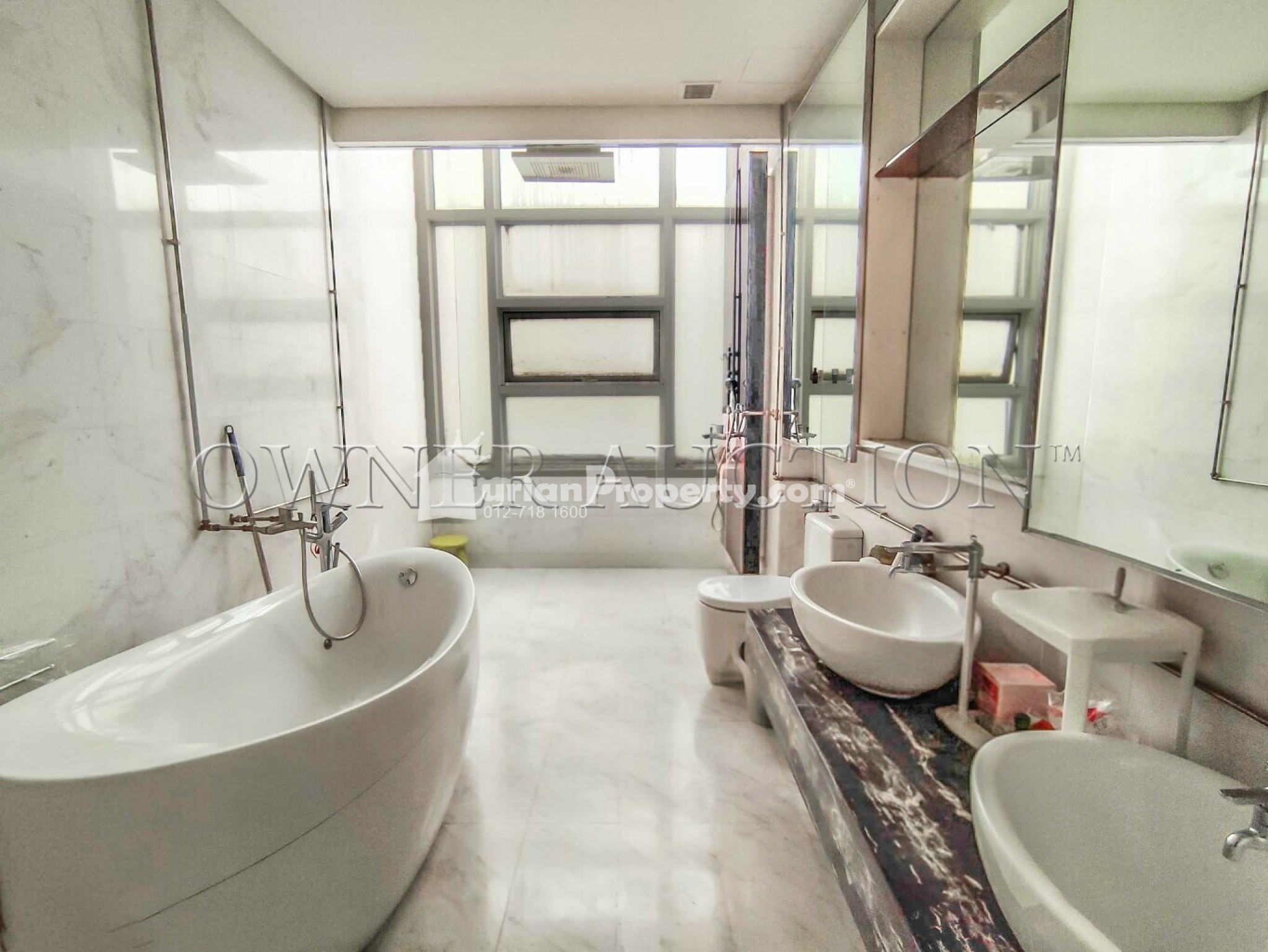 Bungalow House For Auction at Kiara 9