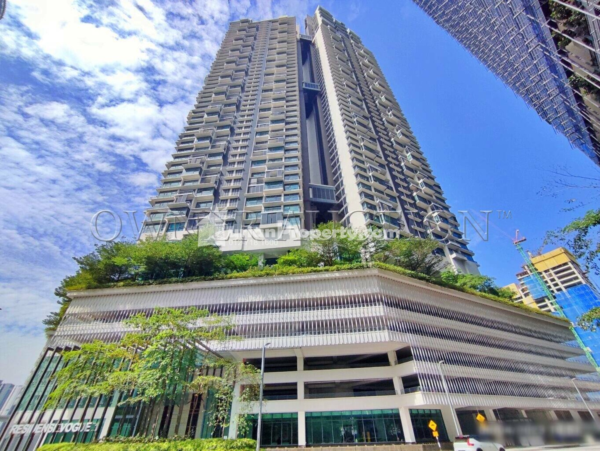 Condo For Auction at Vogue Suite 1