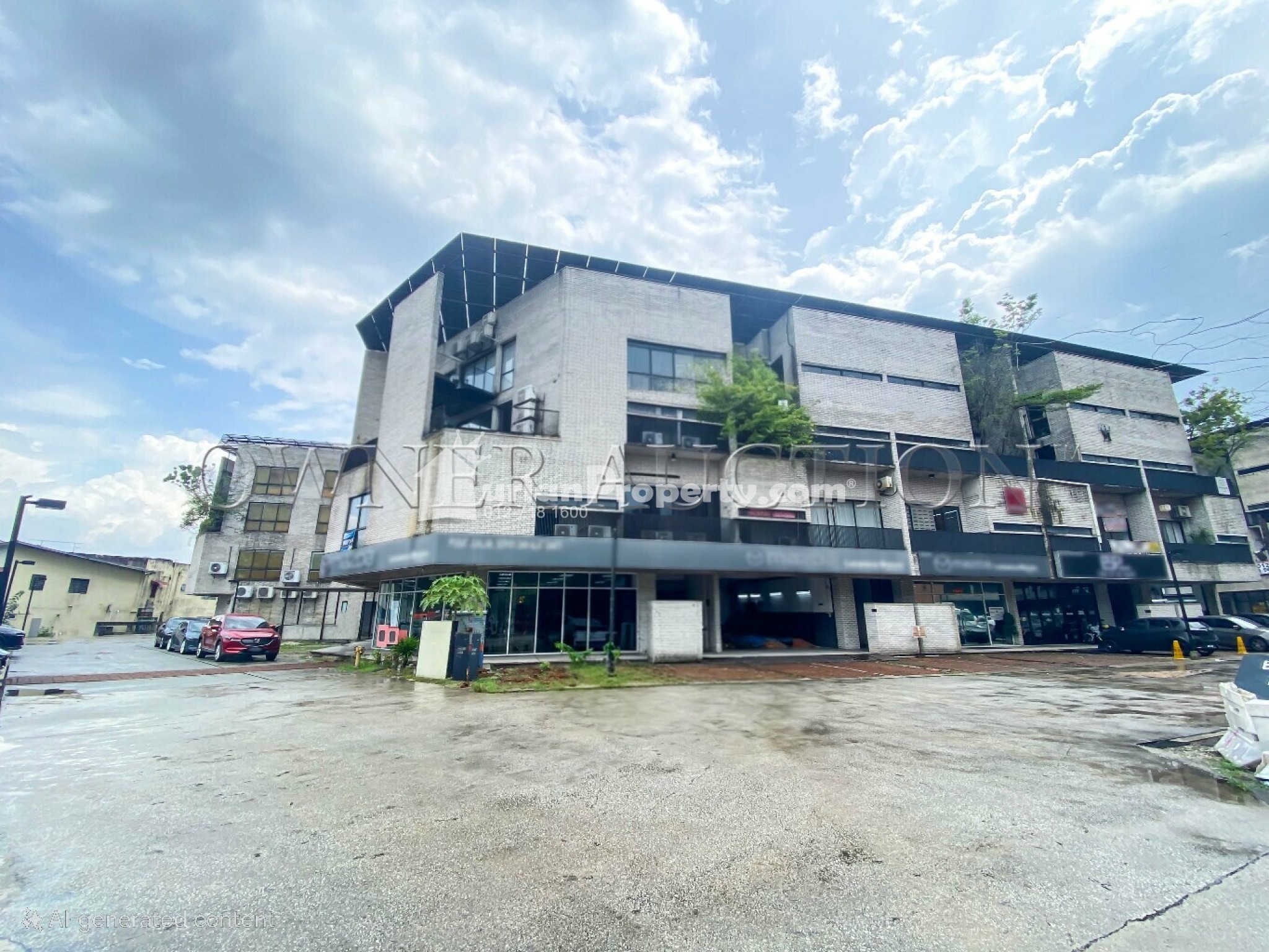 Apartment For Auction at Pusat Komersial LGSB