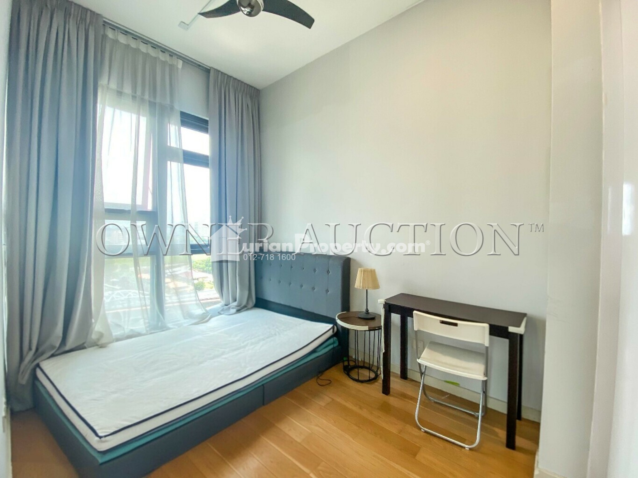Condo For Auction at Vogue Suite 1