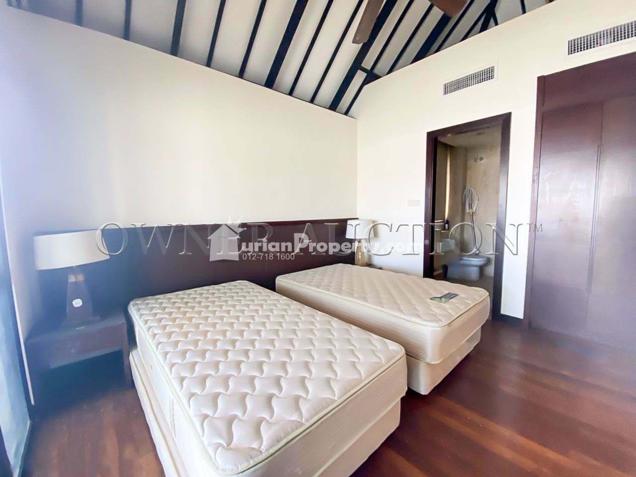 Hotel For Auction at Bagan Lalang