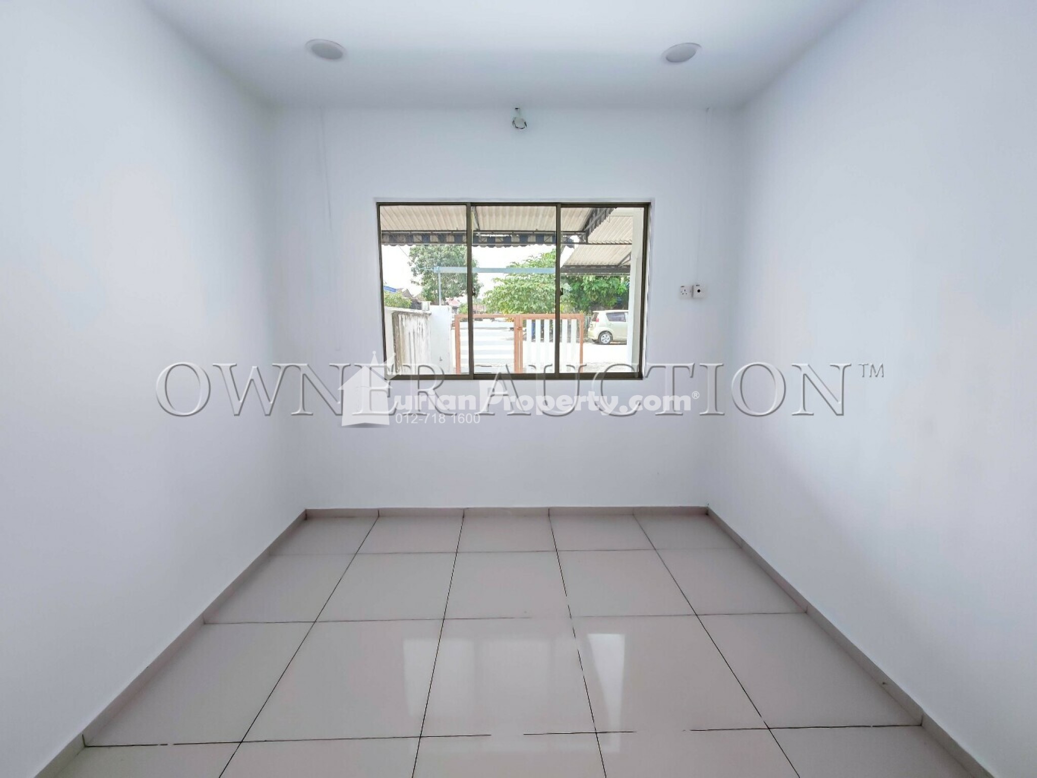 Terrace House For Auction at Taman Sentosa
