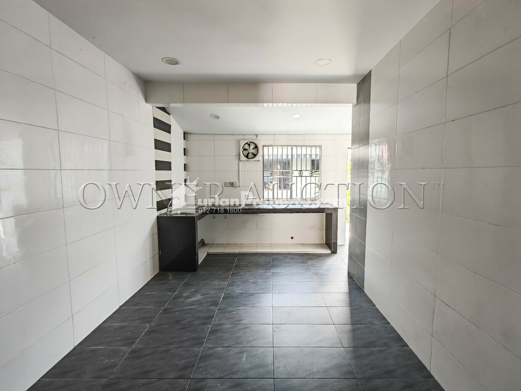 Terrace House For Auction at Taman Sentosa