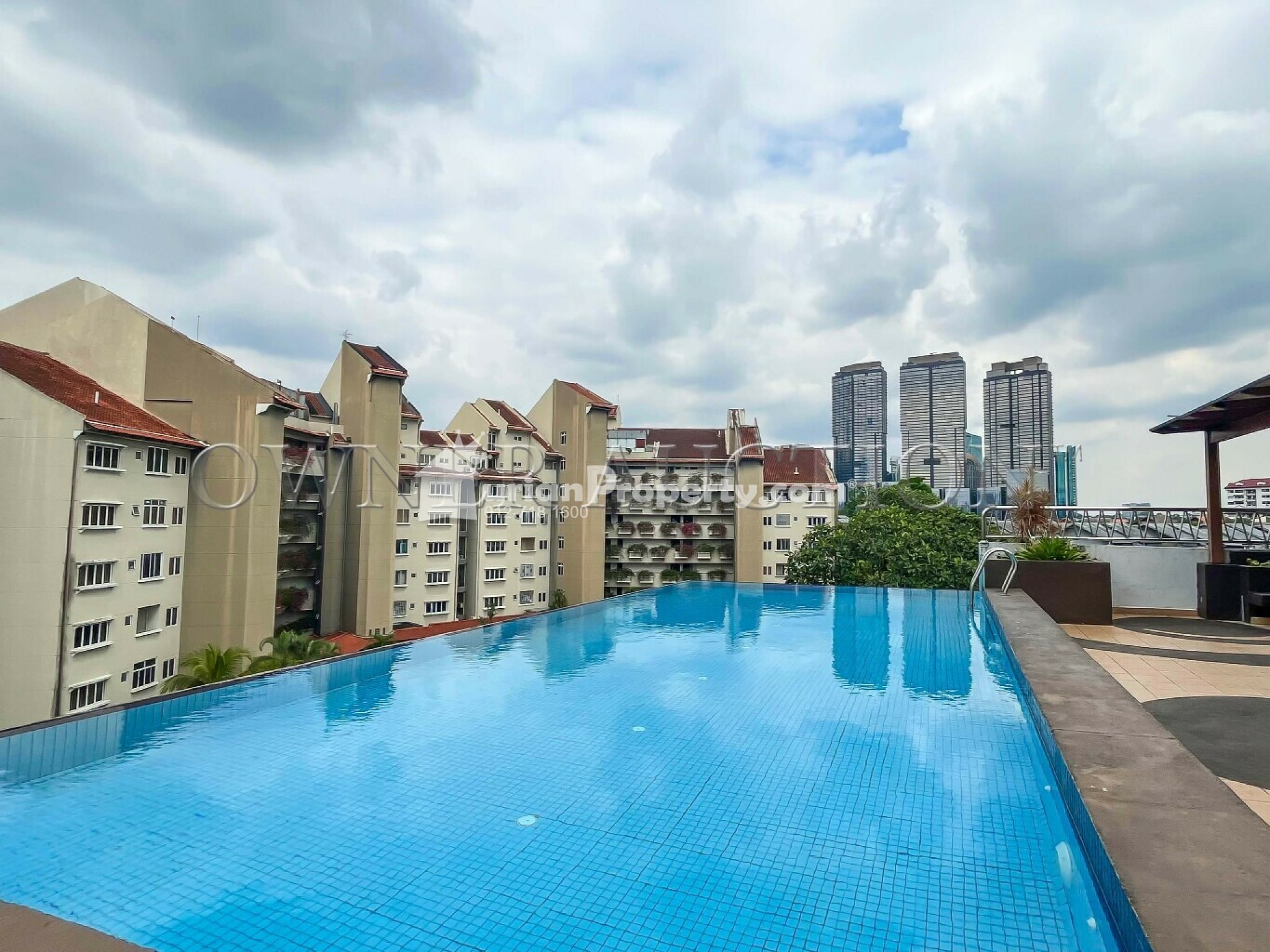 Serviced Residence For Auction at 10 Semantan