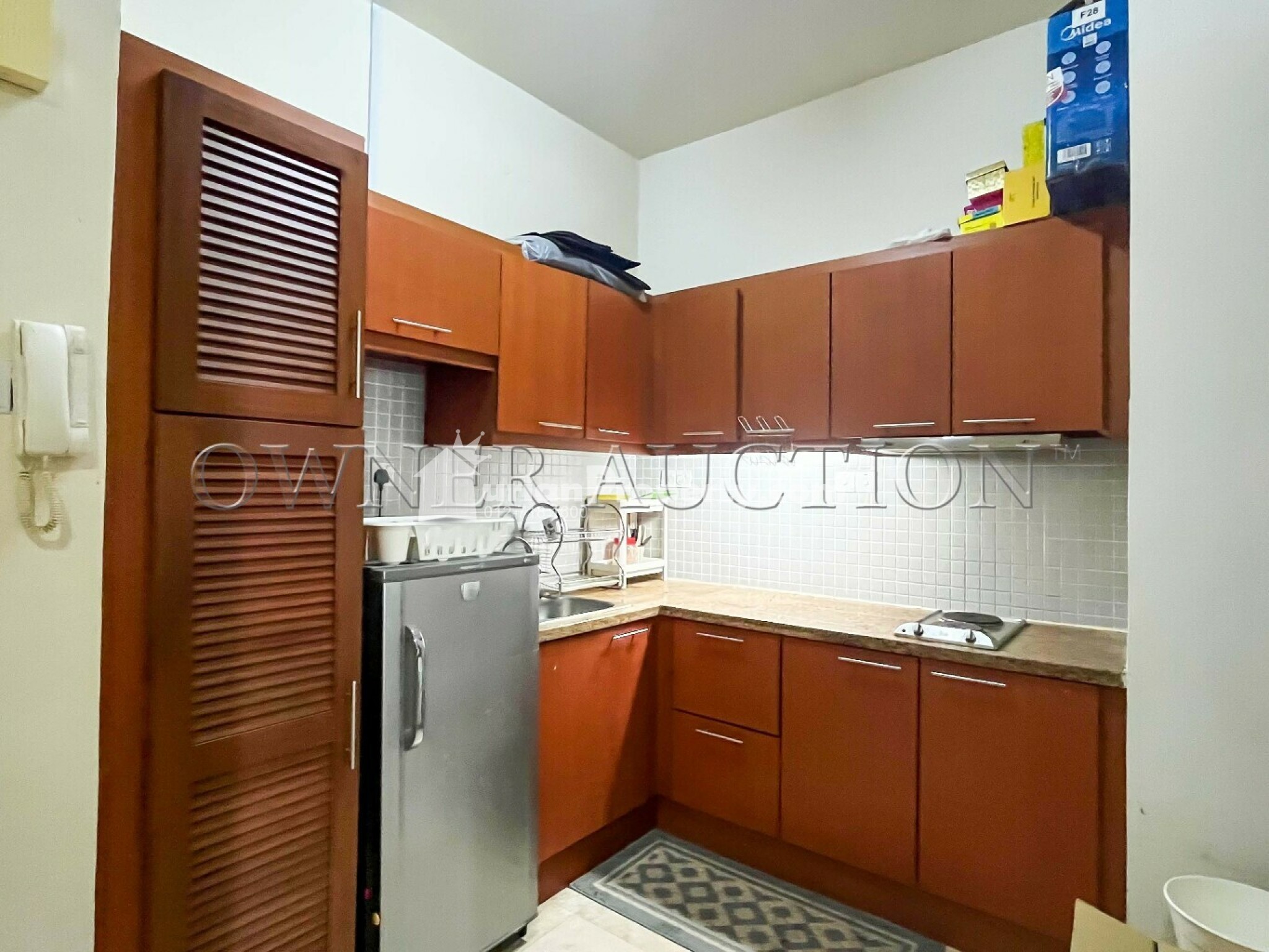 Serviced Residence For Auction at 10 Semantan