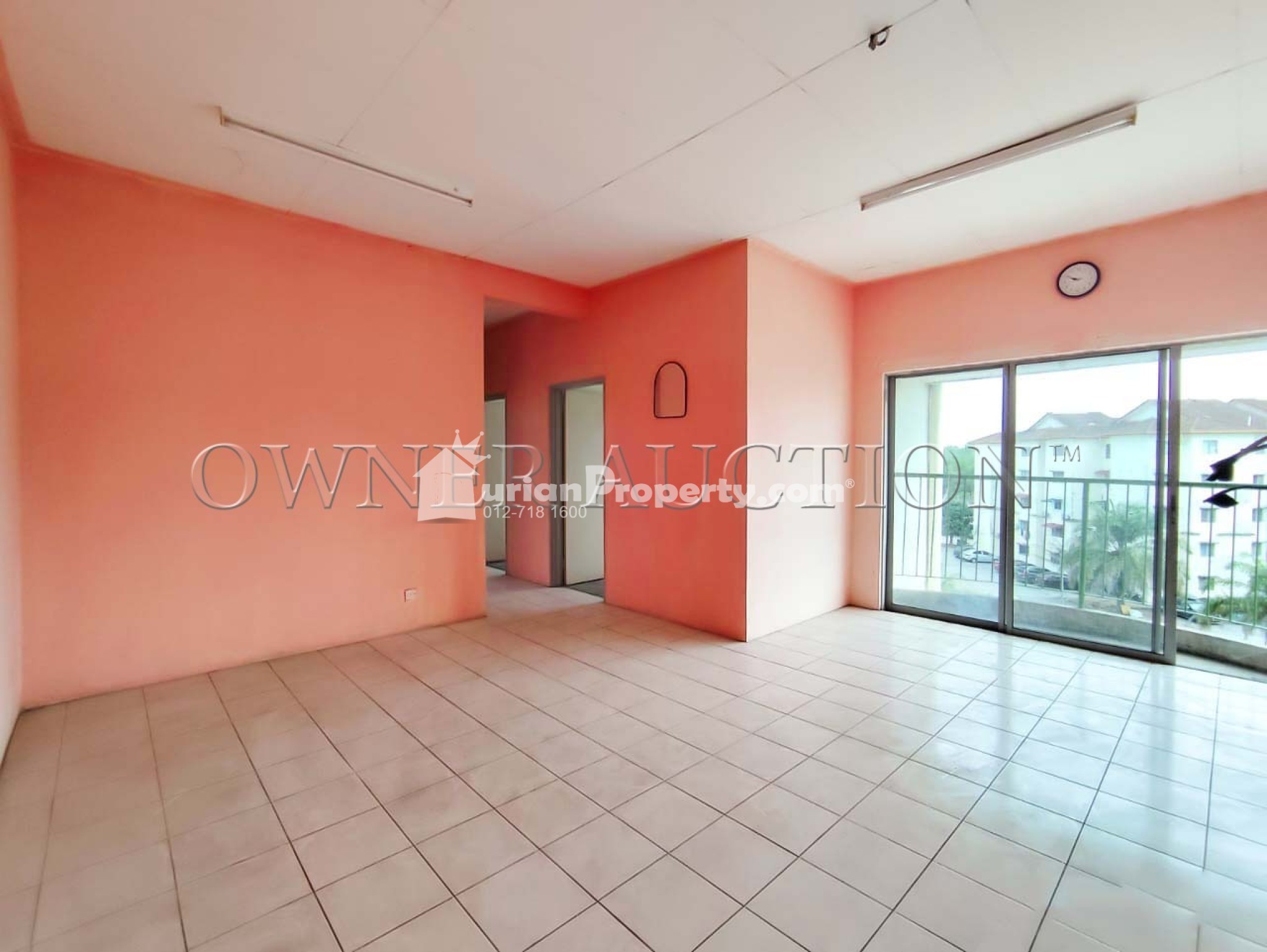Apartment For Auction at Birchwood Court