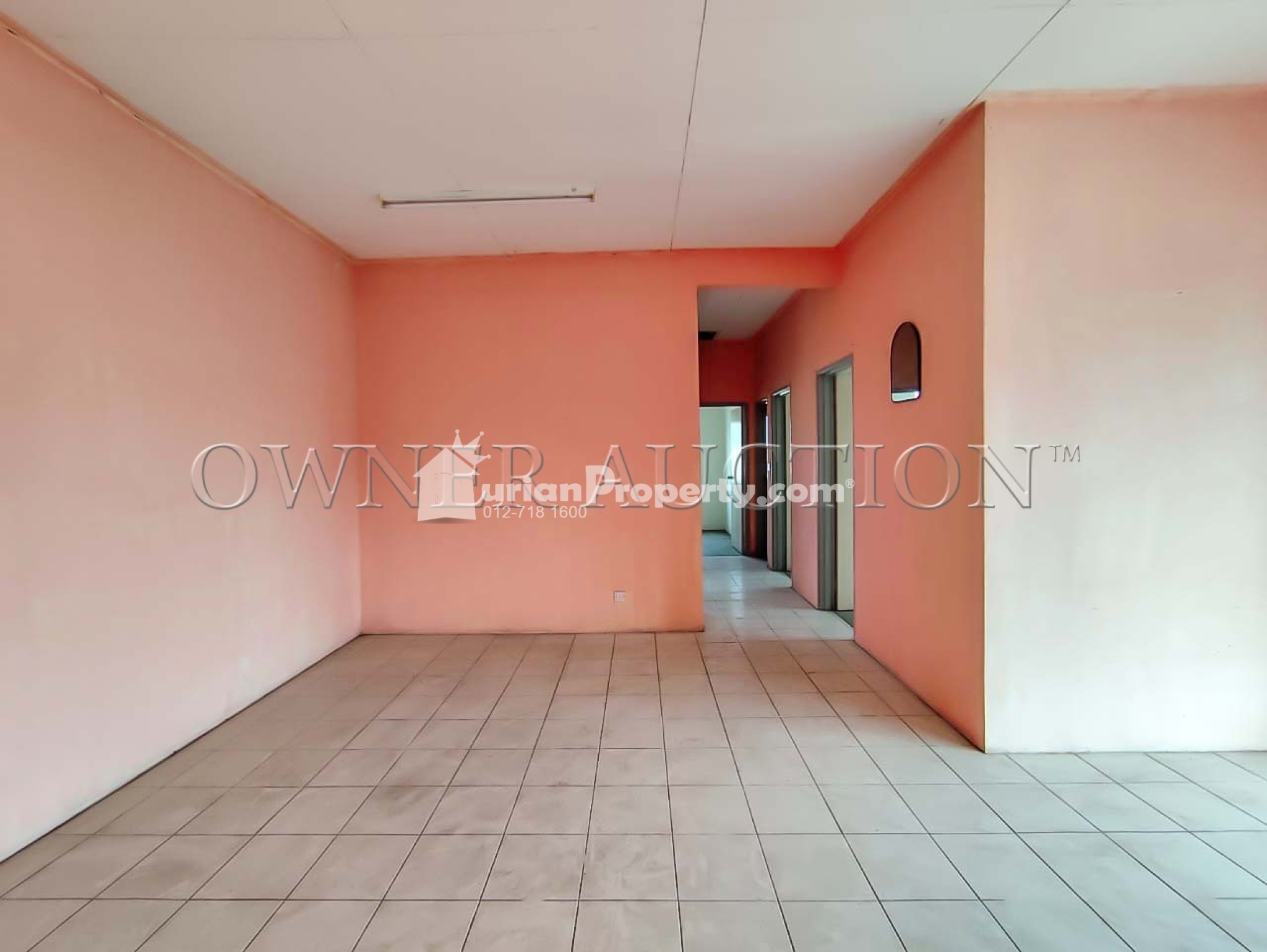 Apartment For Auction at Birchwood Court