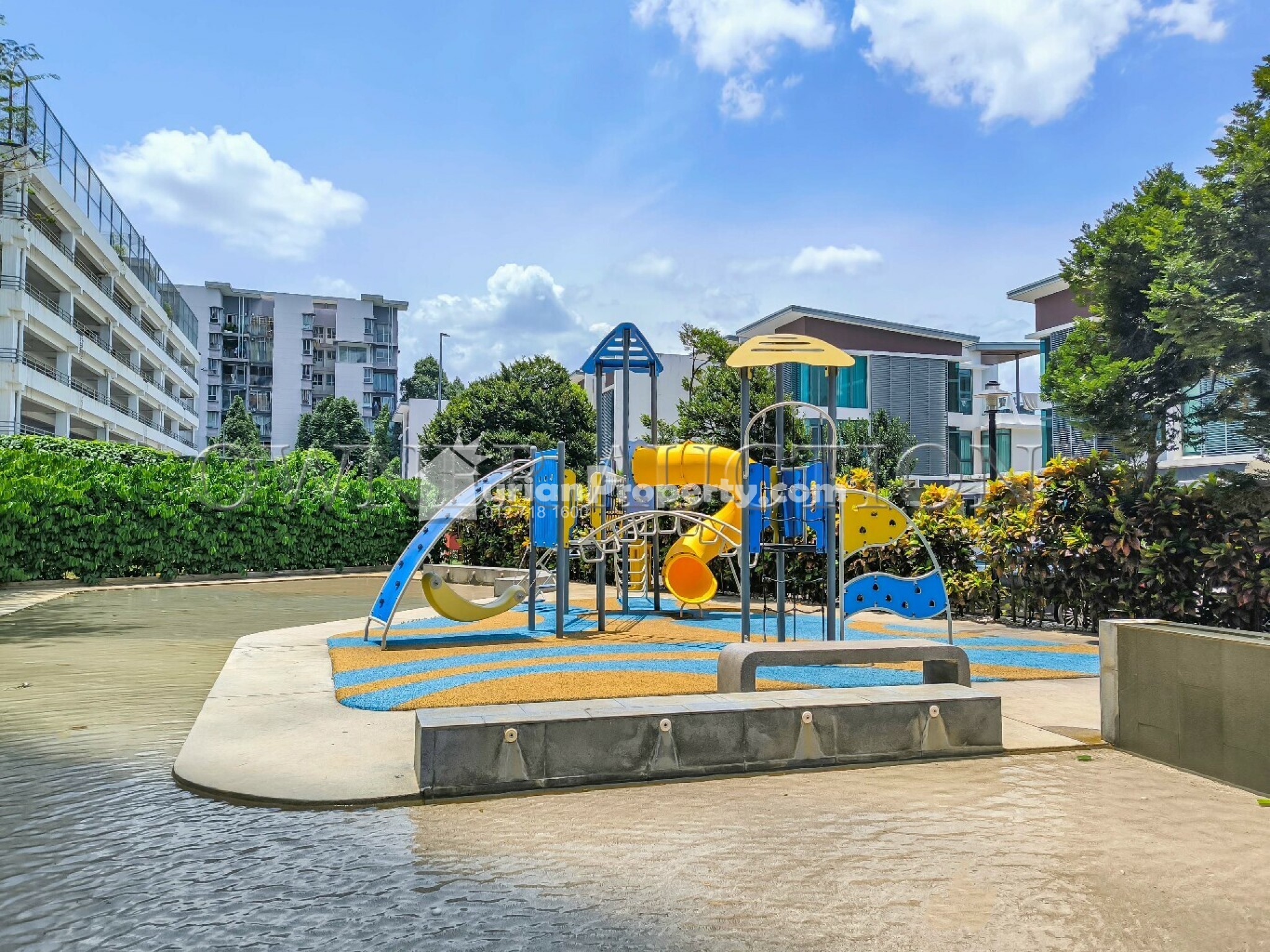 Condo For Auction at Cristal Serin Residence