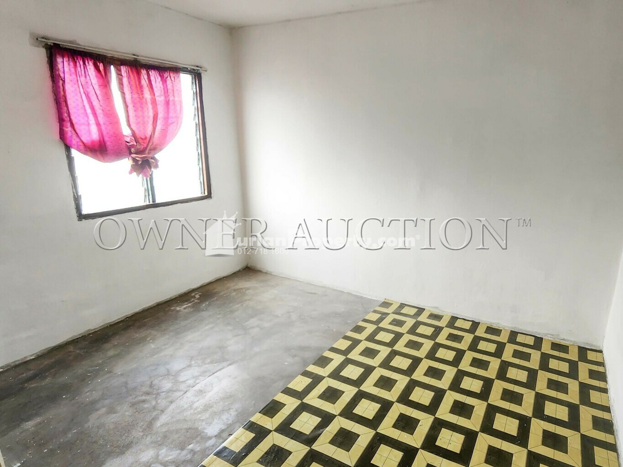Flat For Auction at Apartment Seri Lili