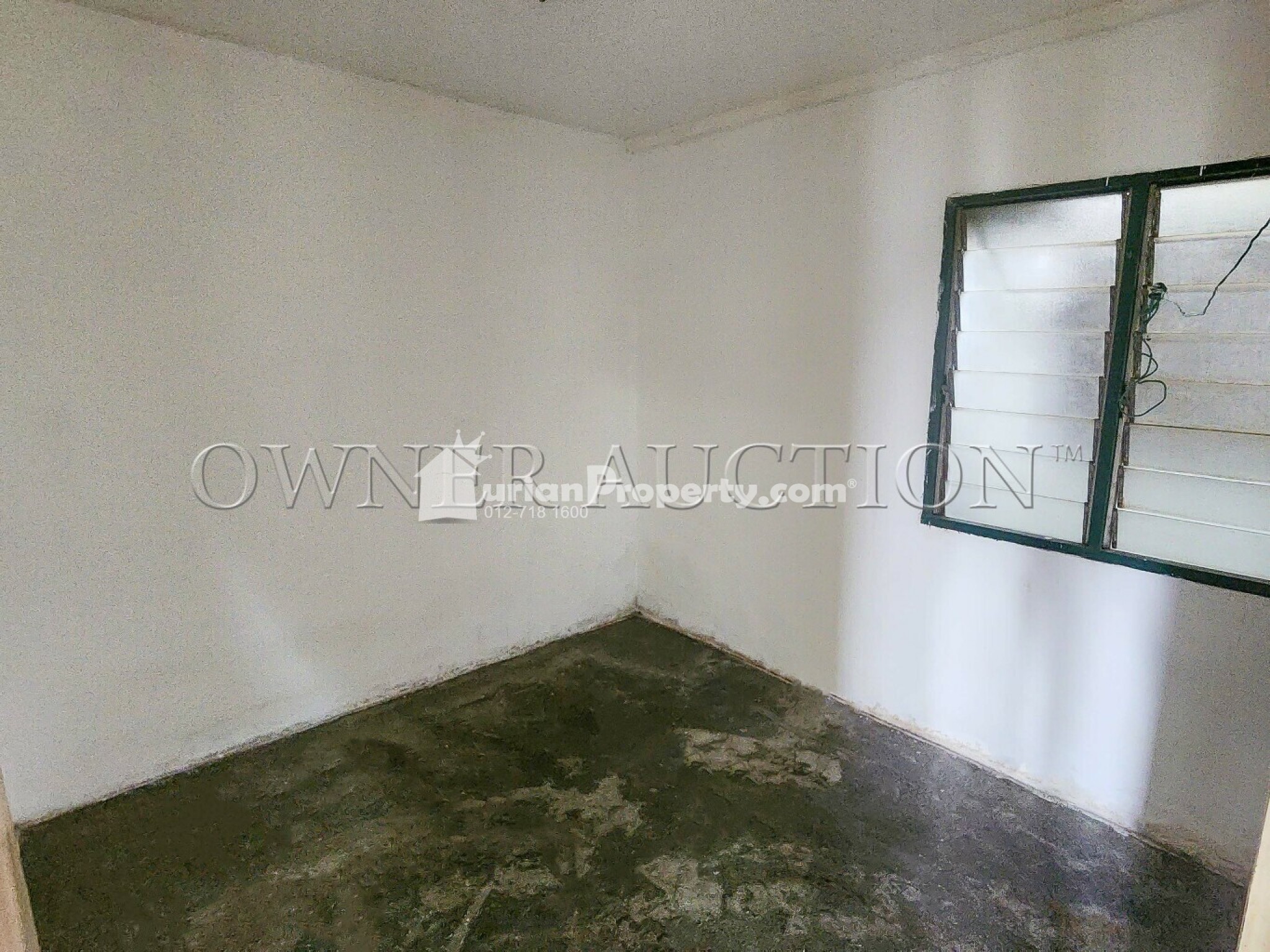 Flat For Auction at Apartment Seri Lili