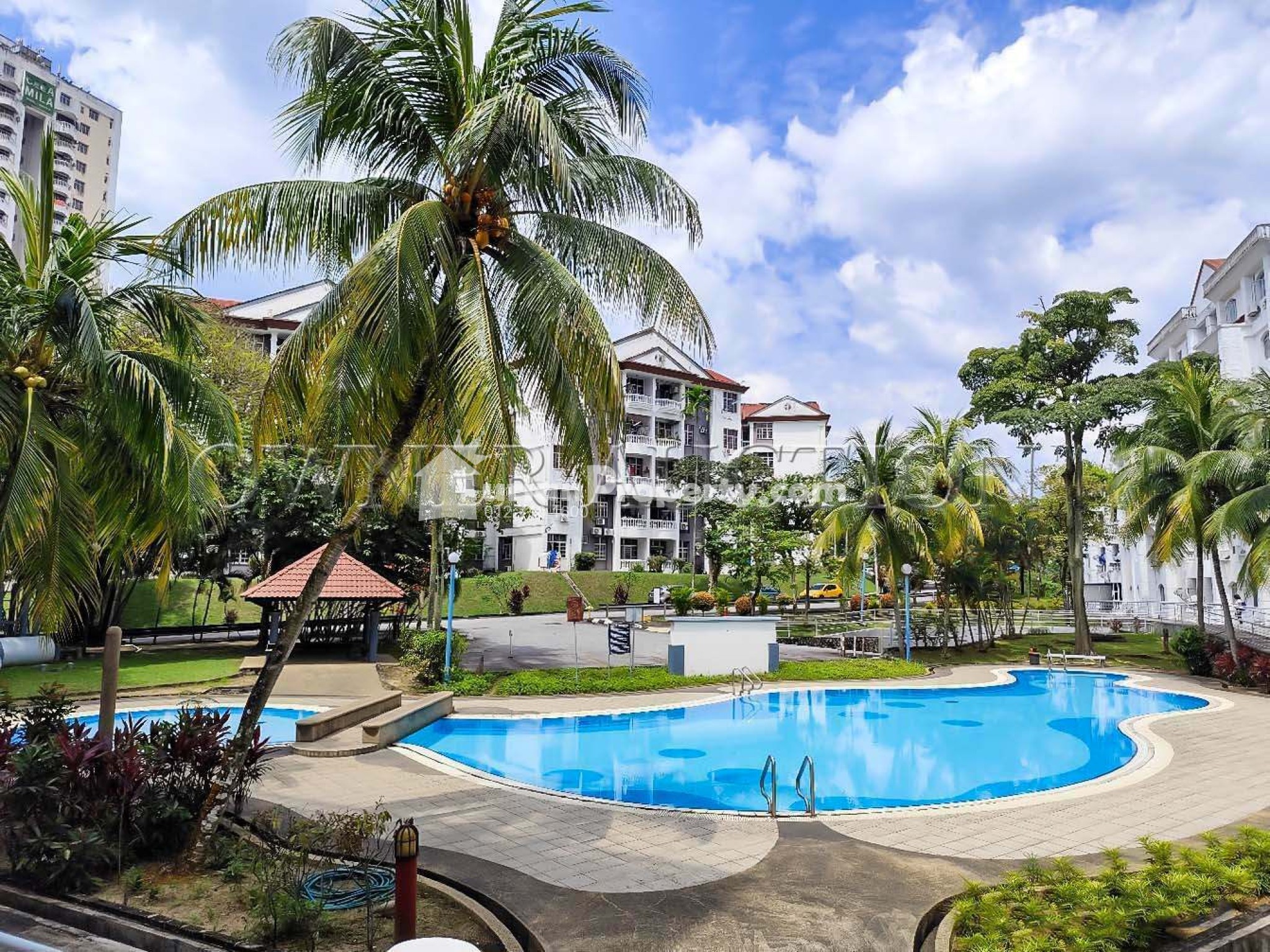 Condo For Auction at Casa Mila Victoria