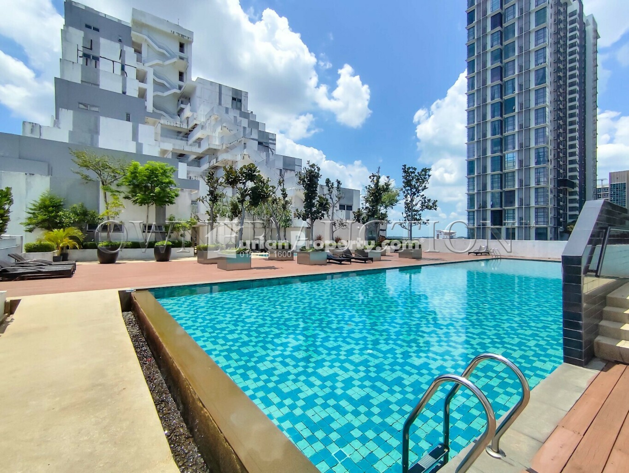 Apartment For Auction at Menara Paragon @ Pan'gaea