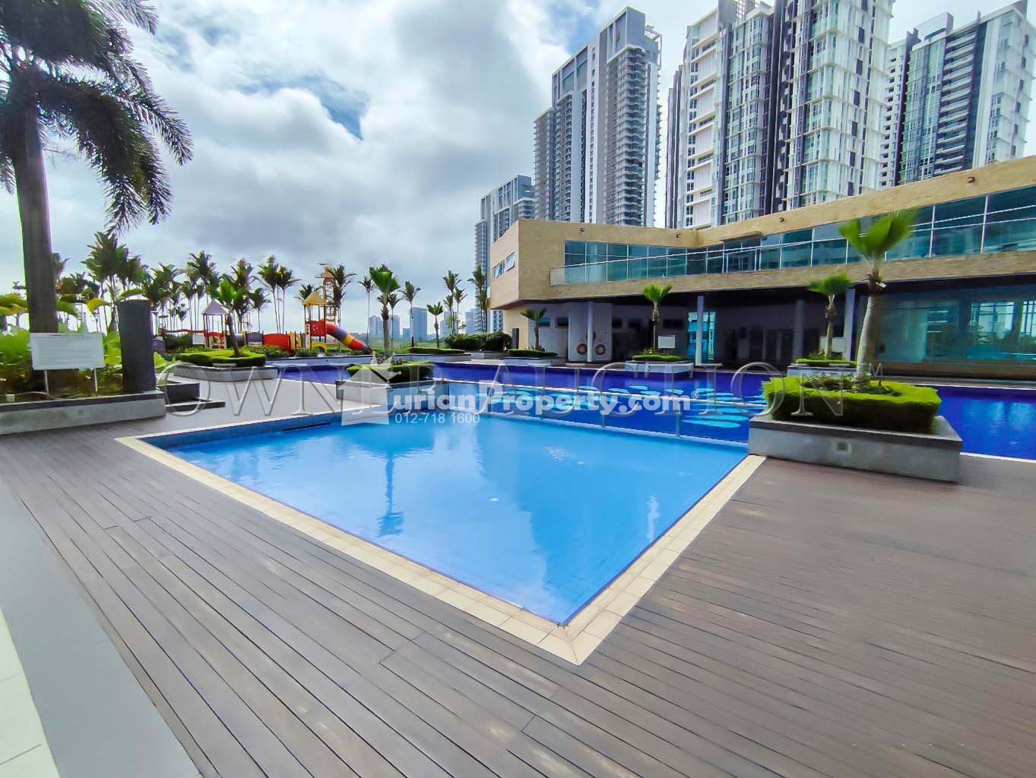 Apartment For Auction at Paradiso Nuova