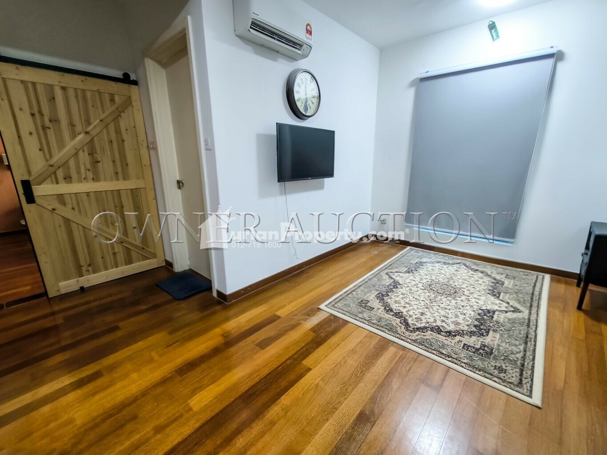 Semi D For Auction at Sunville