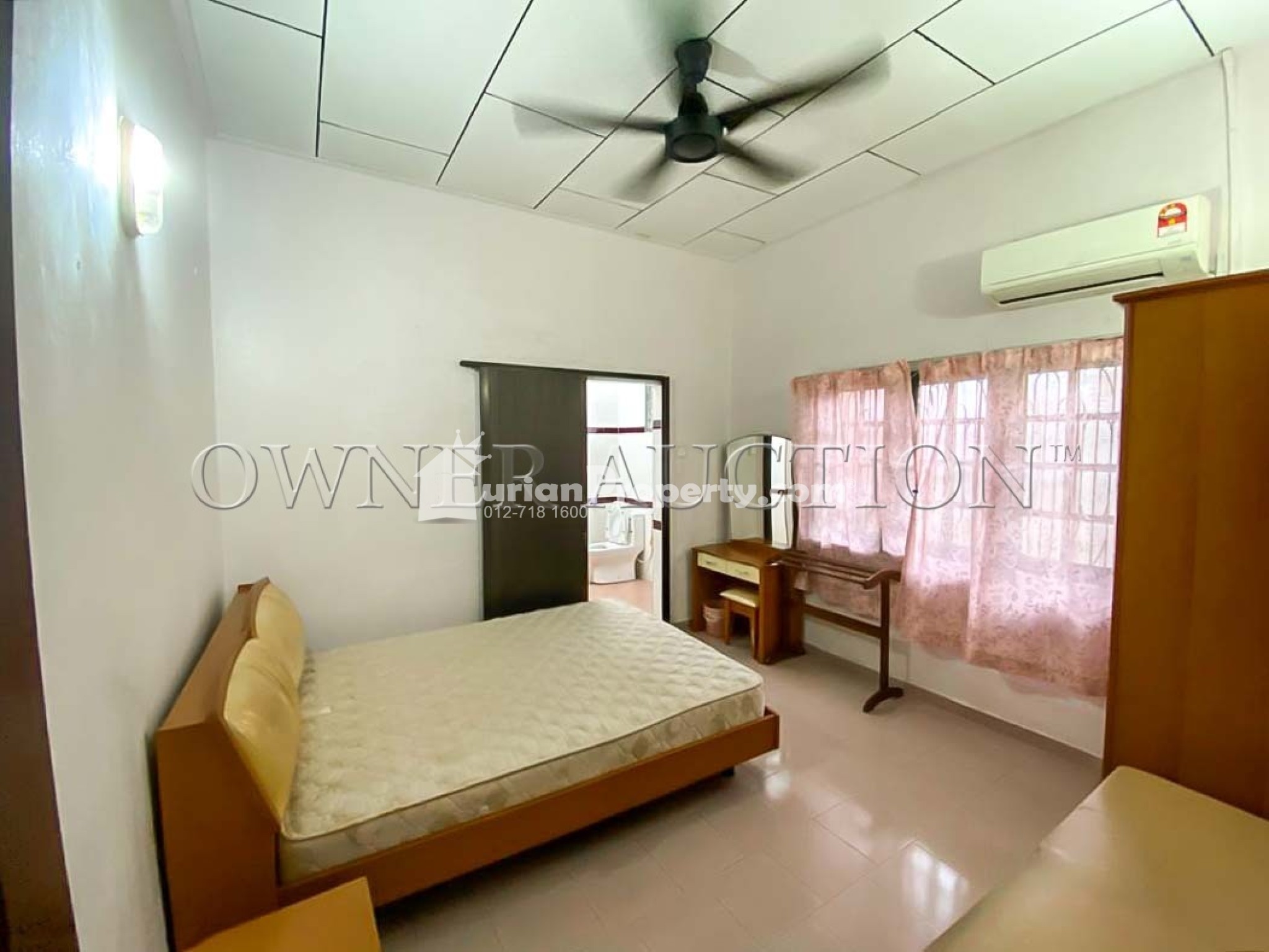 Semi D For Auction at Tangkak