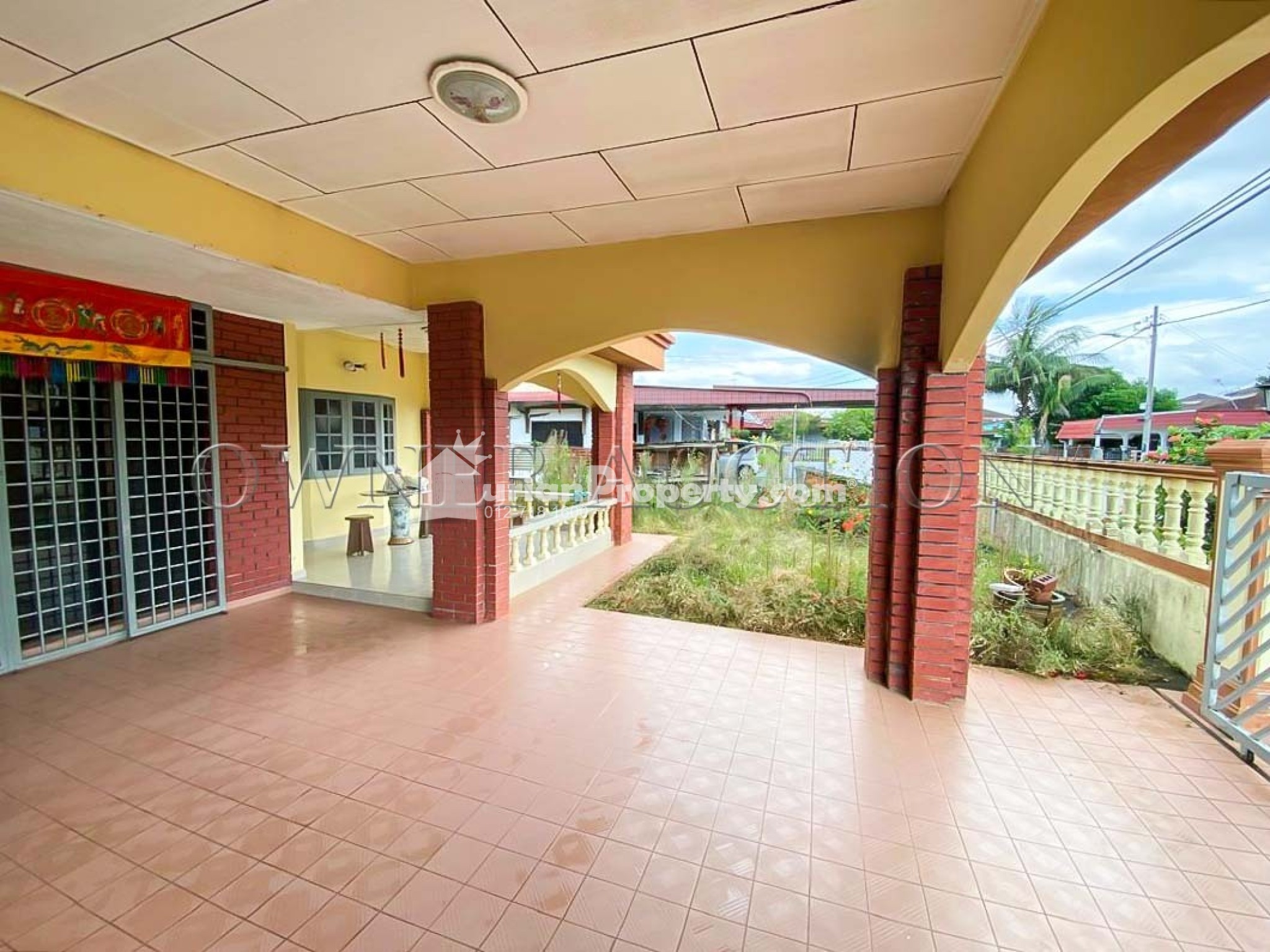 Semi D For Auction at Tangkak