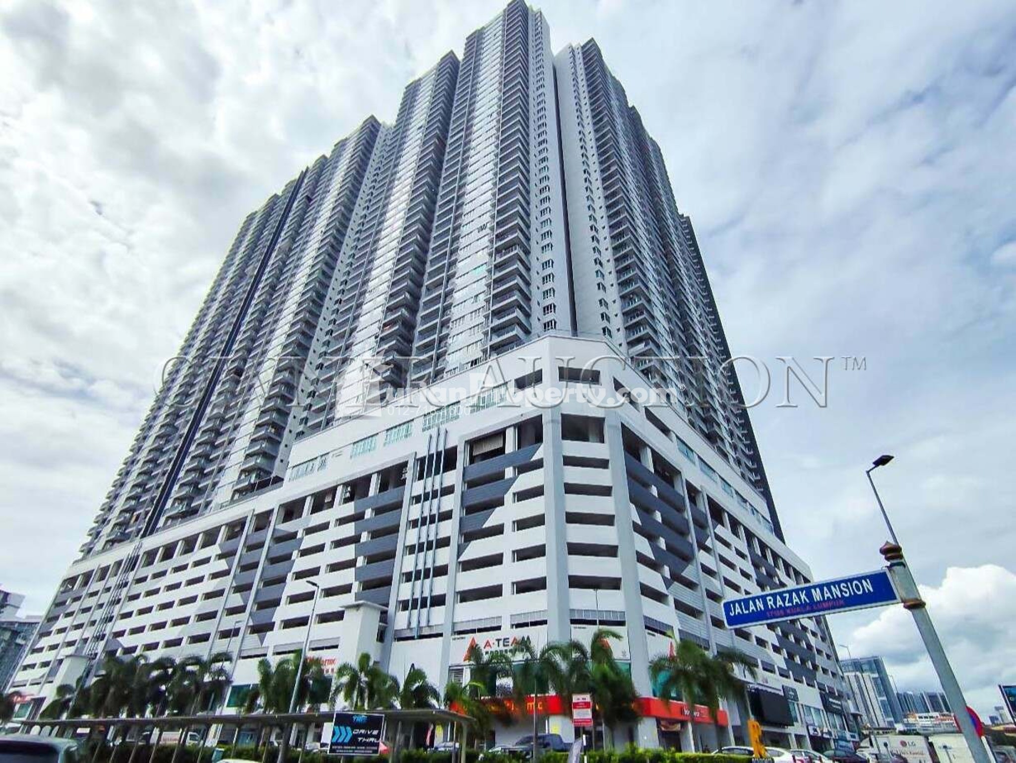 Serviced Residence For Auction at Razak City Residences