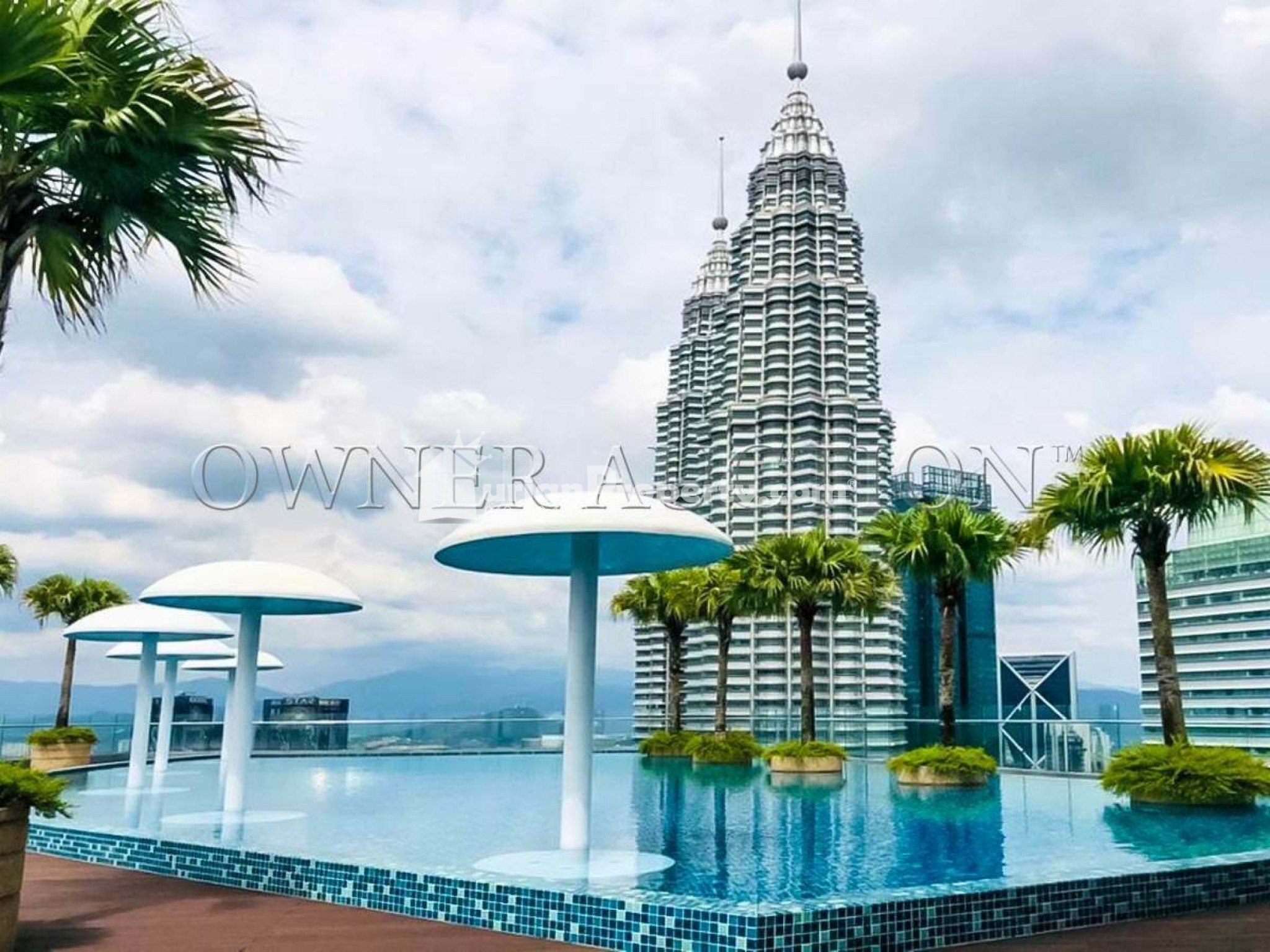 Apartment For Auction at Sky Suites