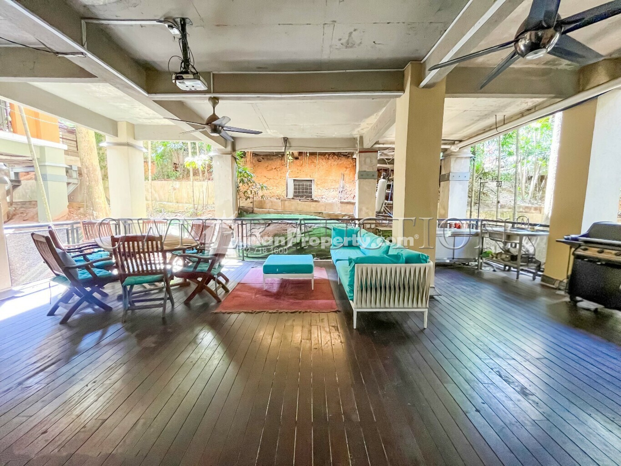 Villa For Auction at Bukit Gita Bayu