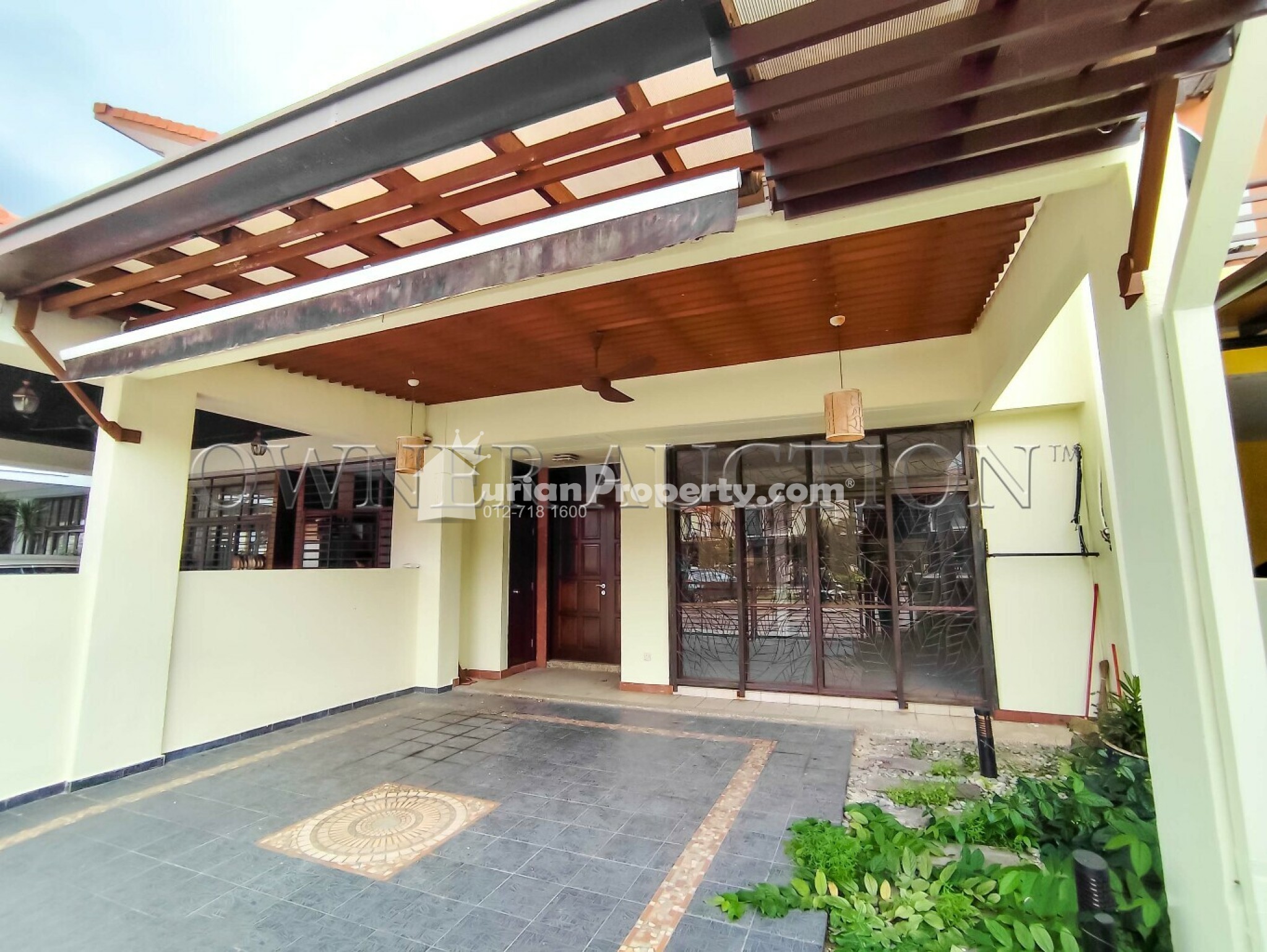 Superlink For Auction at Bukit Jelutong